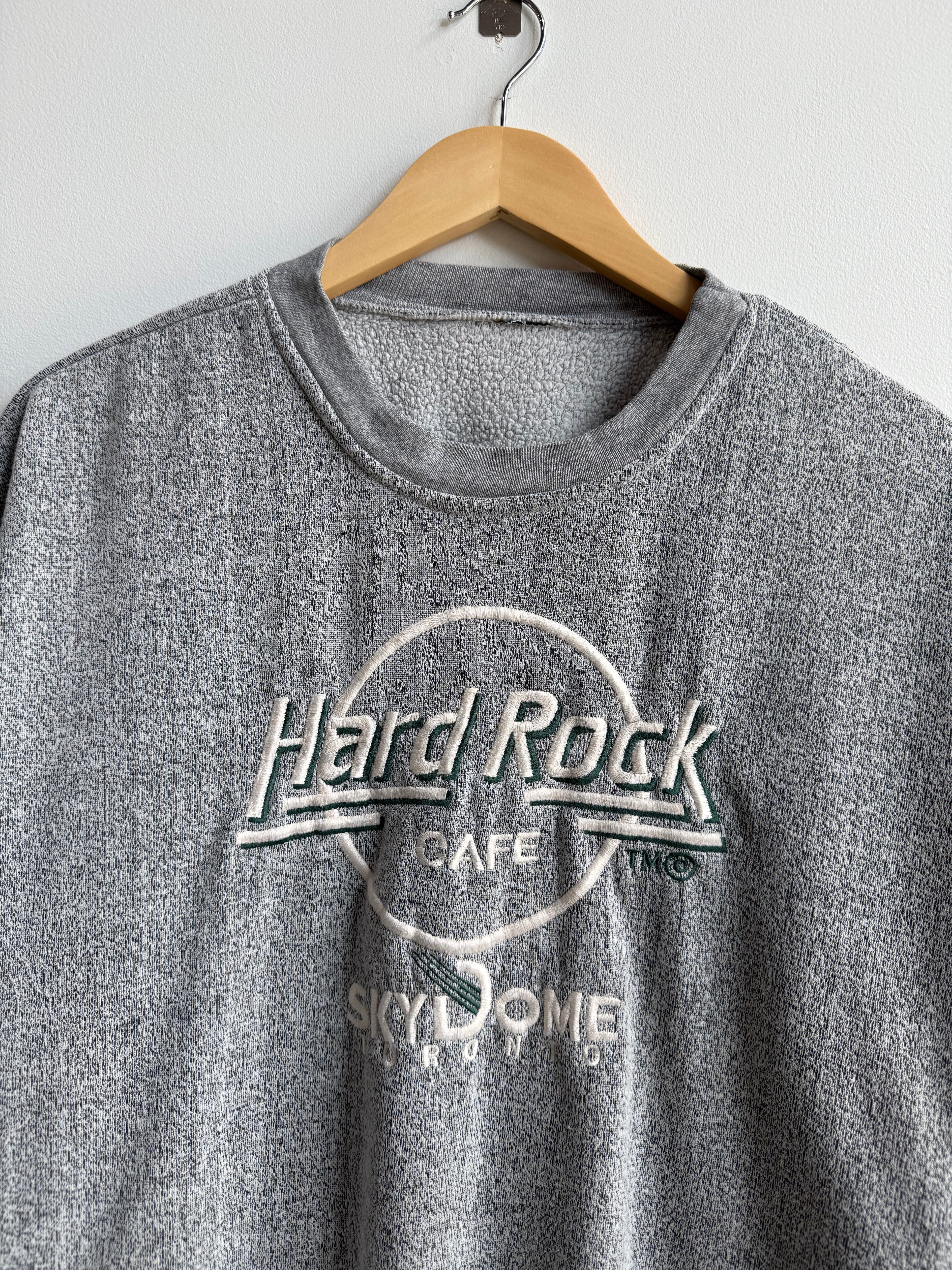 (L) Hard Rock Cafe Crew