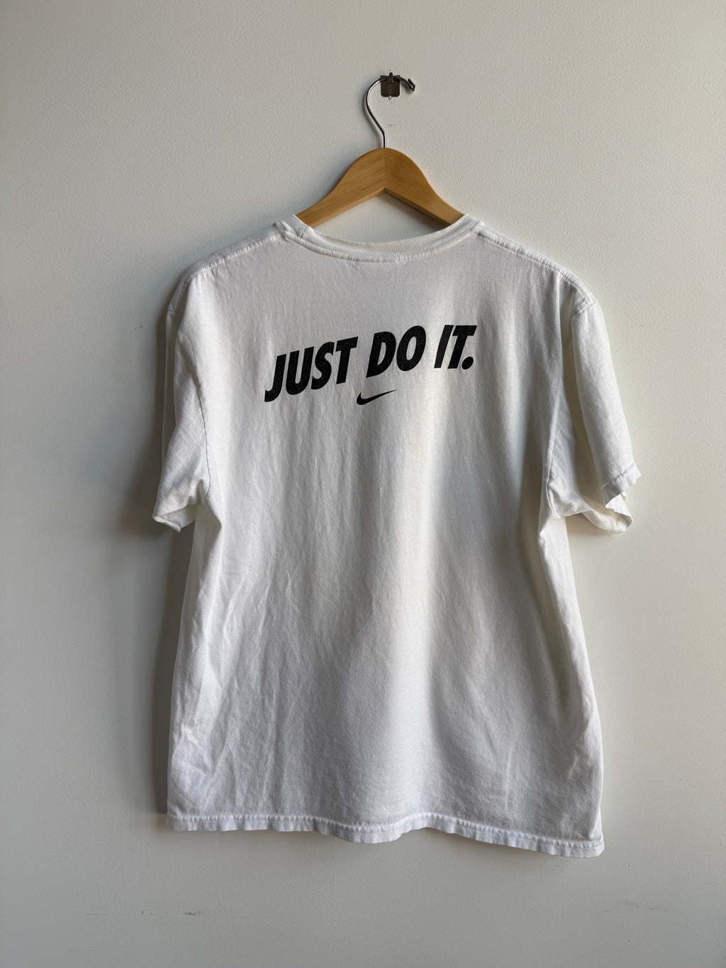 (L) Iowa Women’s Hoops Tee