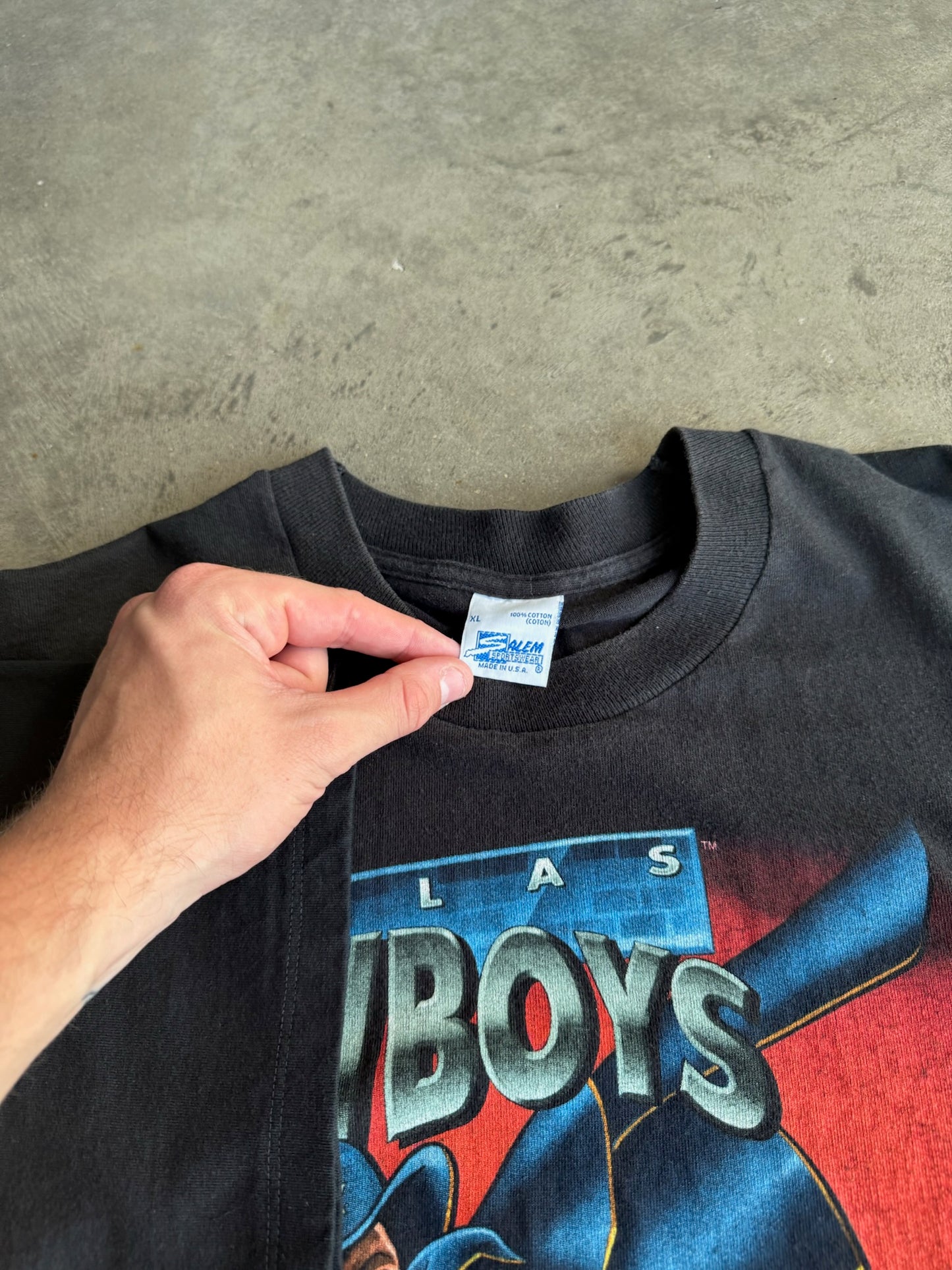 (XL) Dallas Cowboys Super Hero Tee