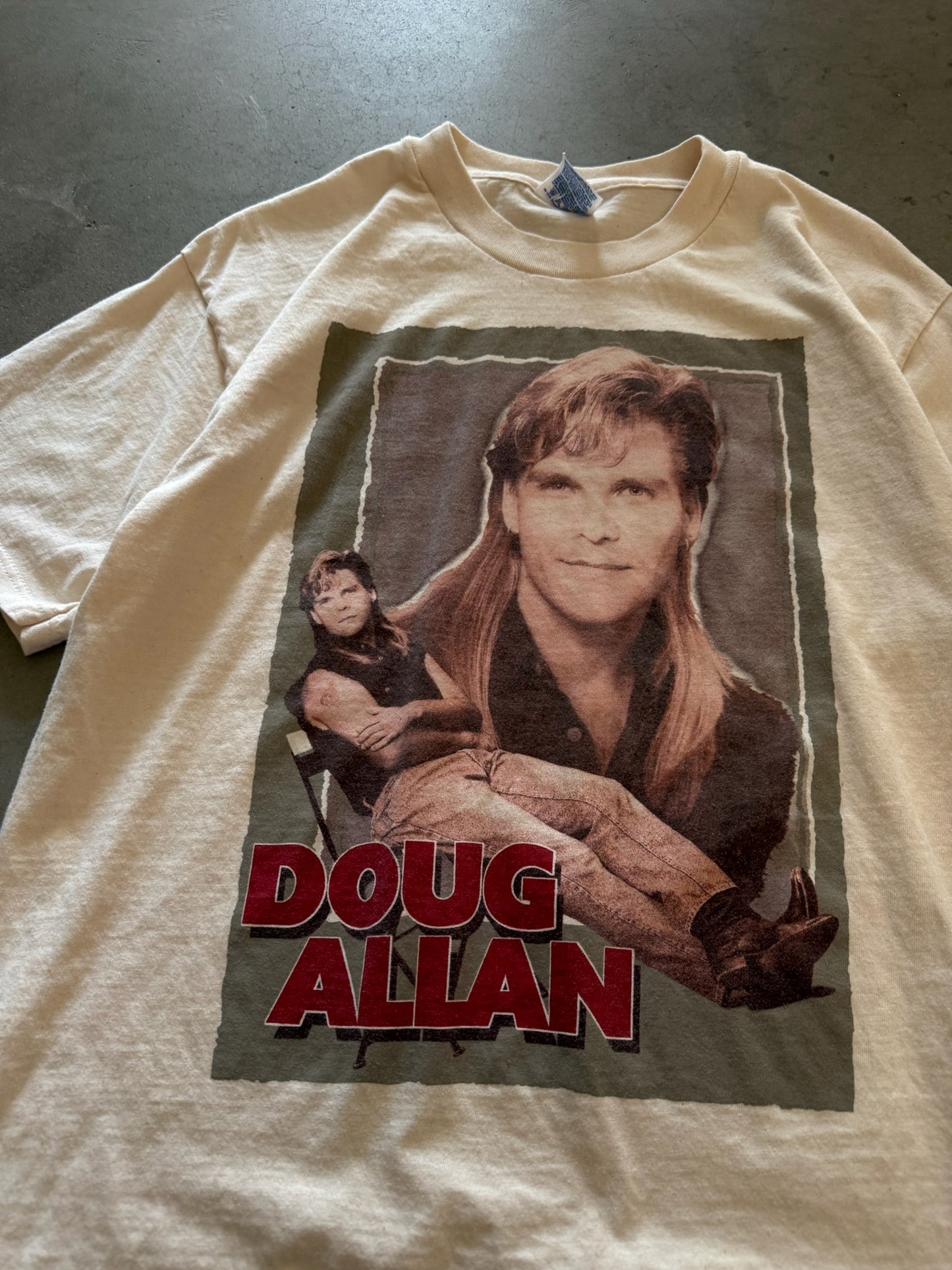 (L) Doug Allan Country Tee