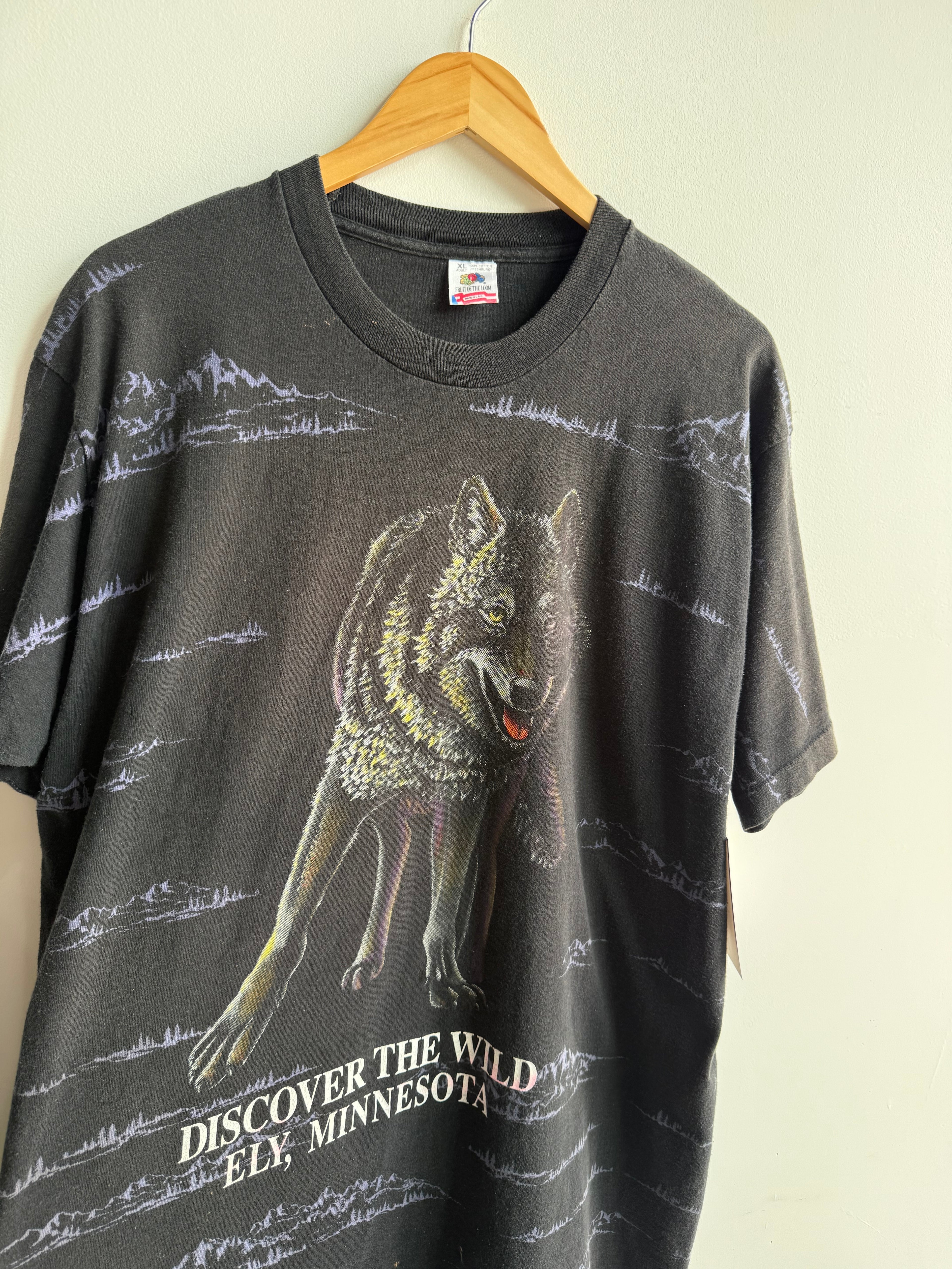 (XL) Discover the Wild Wolf Tee