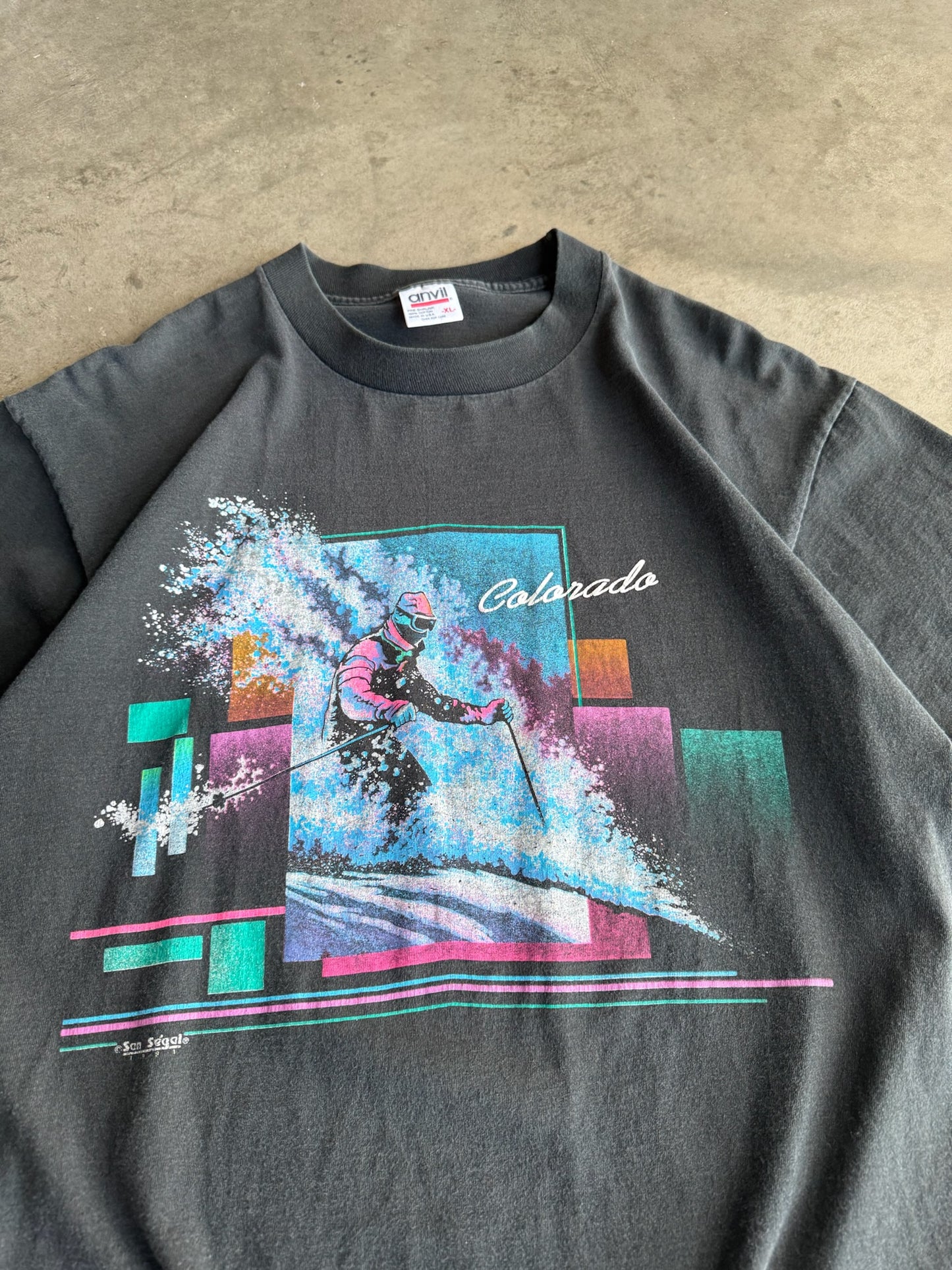 (XL) Colorado Ski Tee