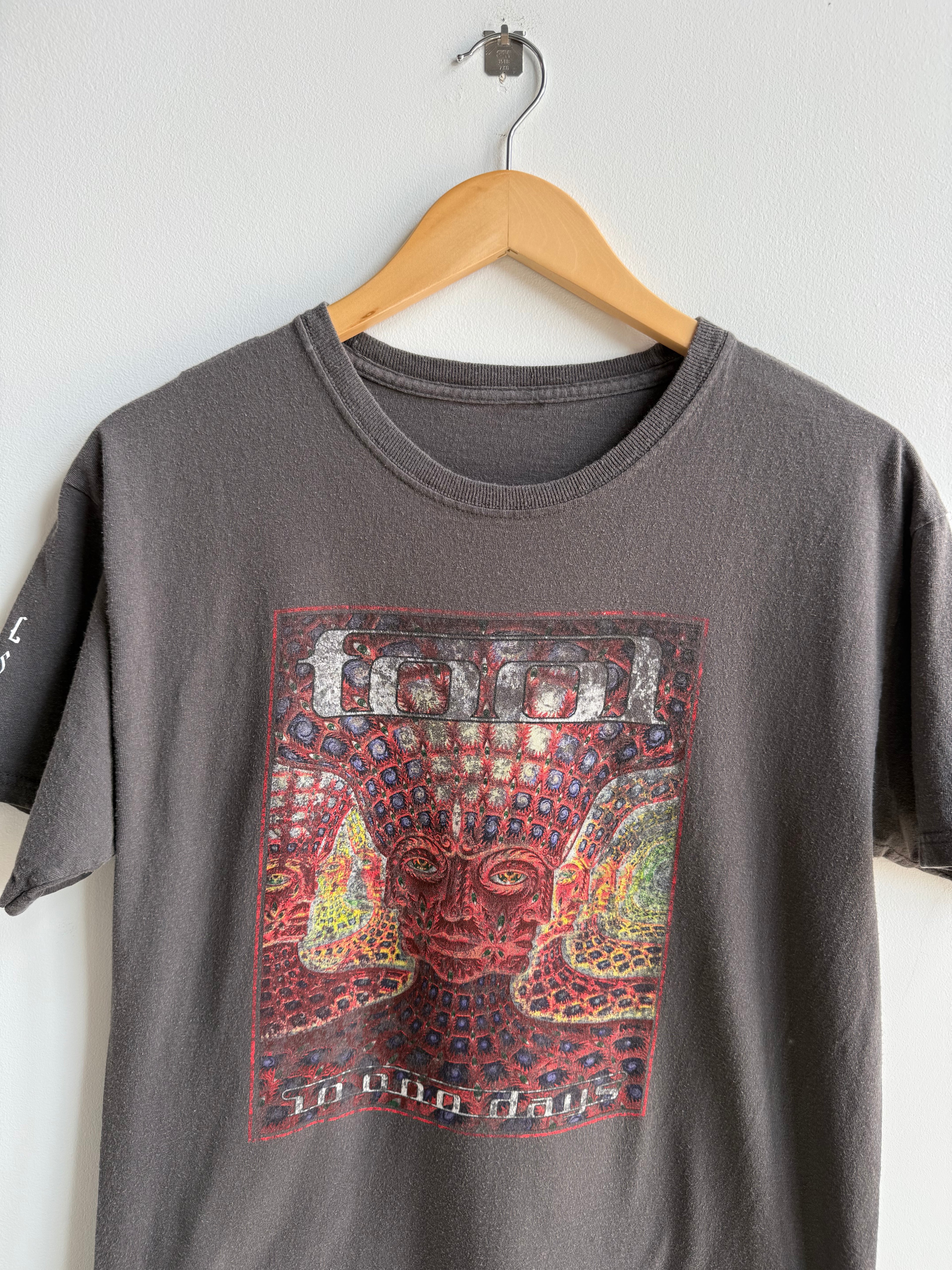 (M) Tool Tee