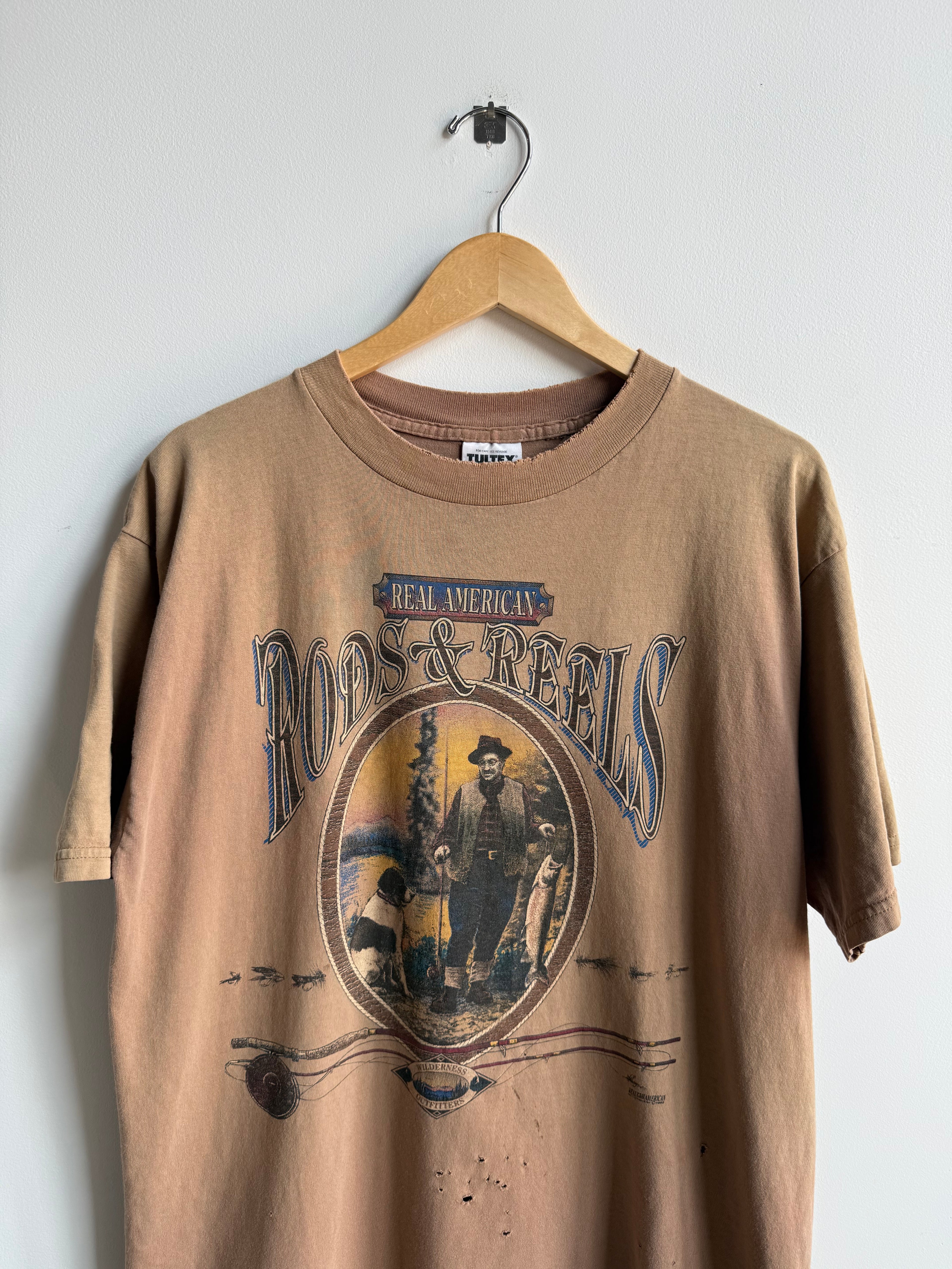 (XL) Rods & Reels Tee