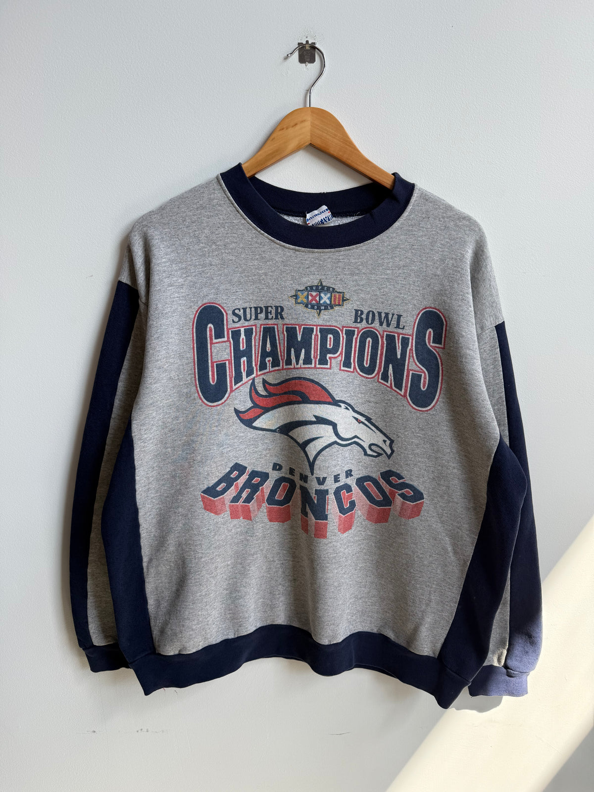 (L) Denver Broncos Crew