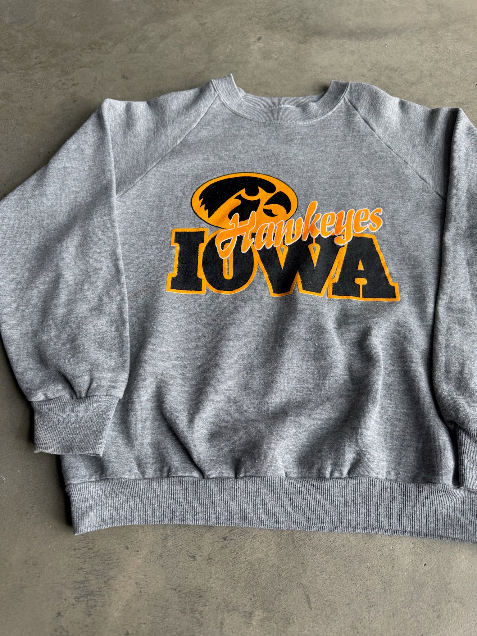 (M) Iowa Hawkeyes Crew