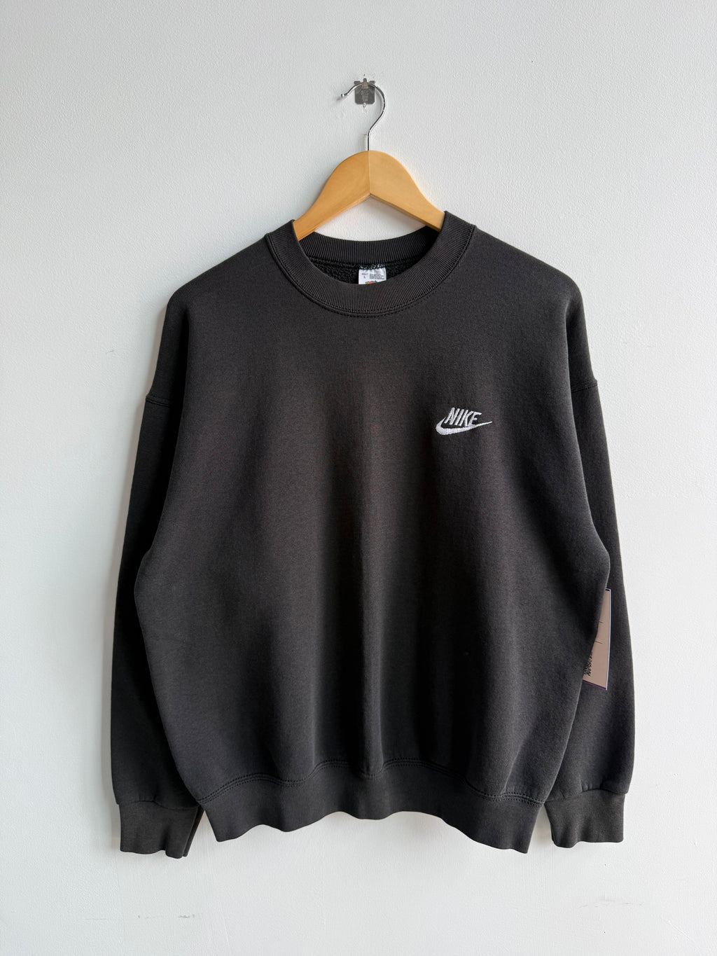 (L) Nike Crew