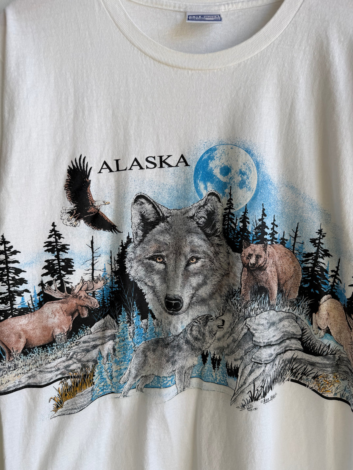 (L) Alaska Wolf Tee