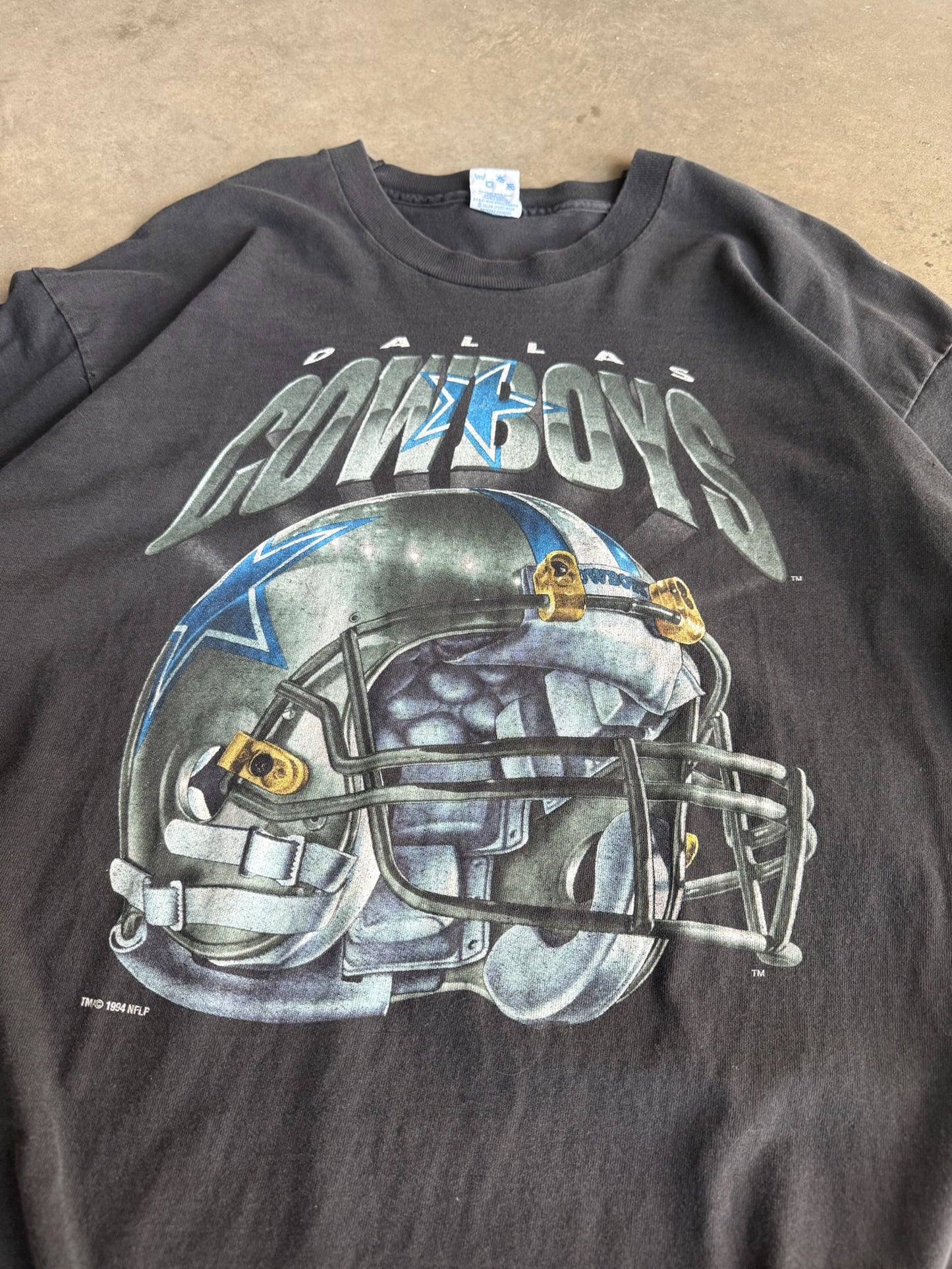 (XL) Dallas Cowboys Helmet Tee
