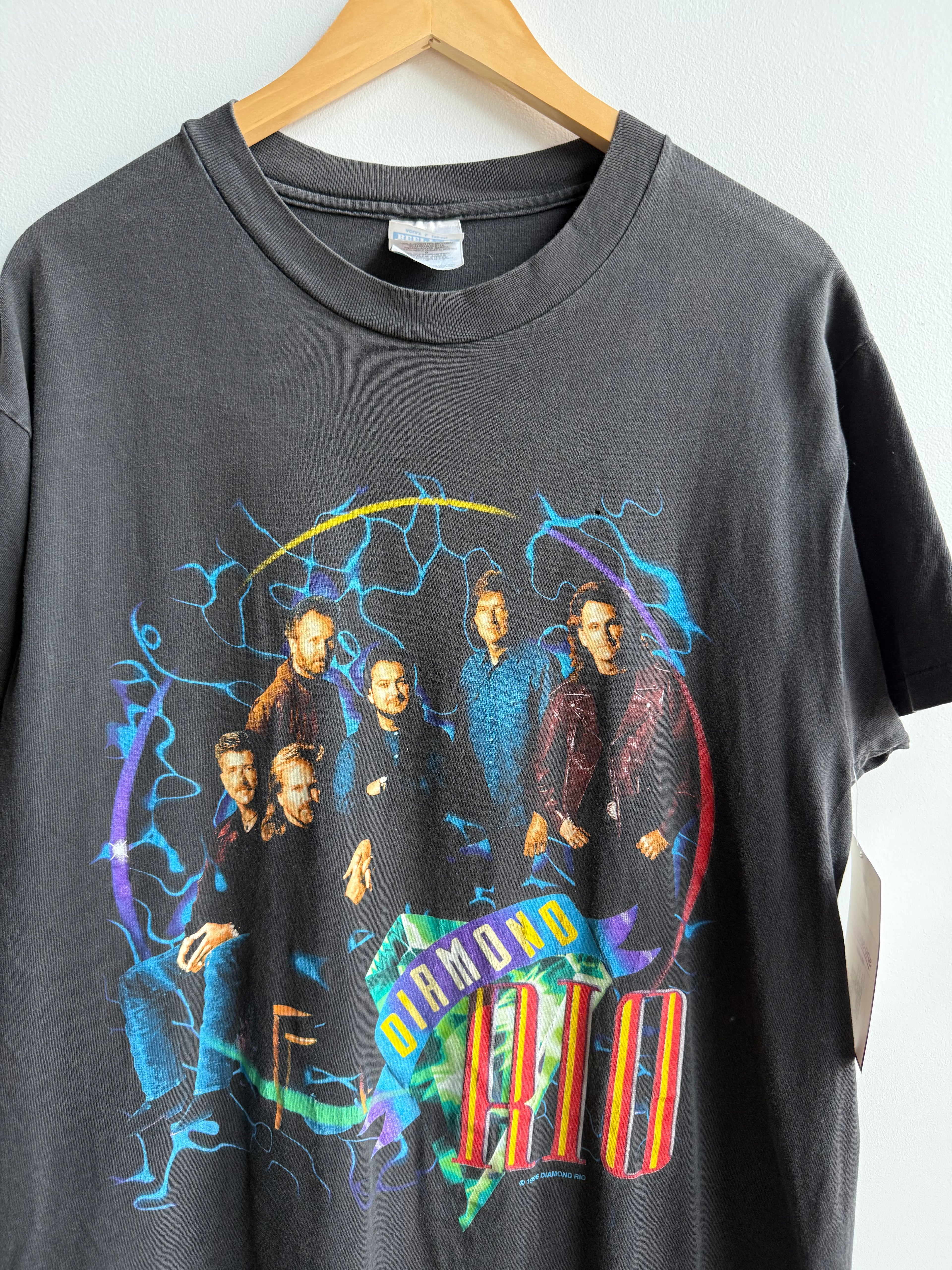 (L) Diamond Rio Tee