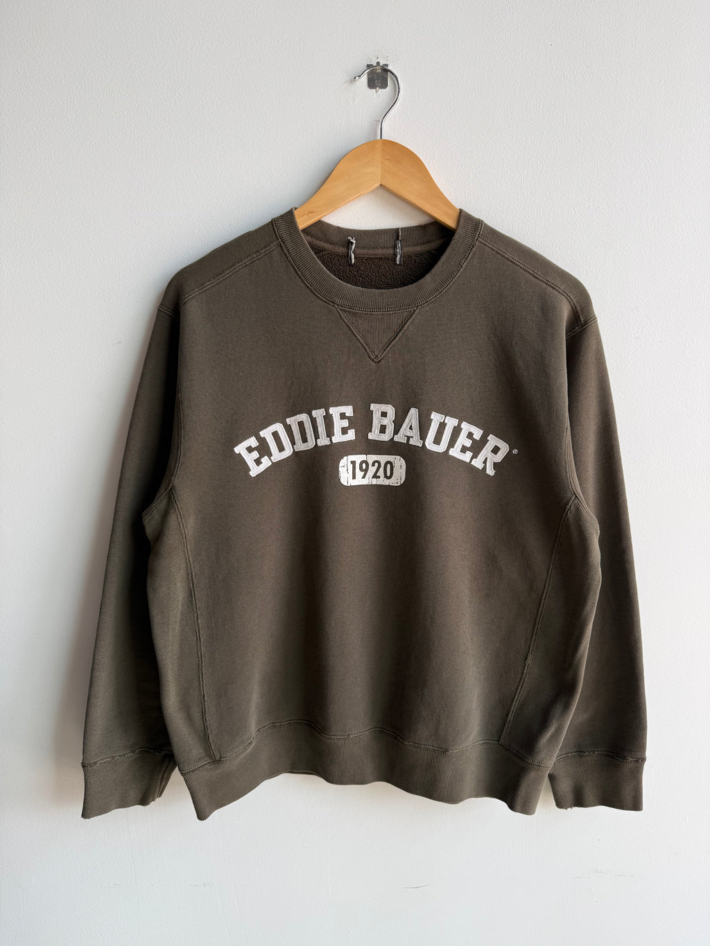 (M) Eddie Bauer Crew