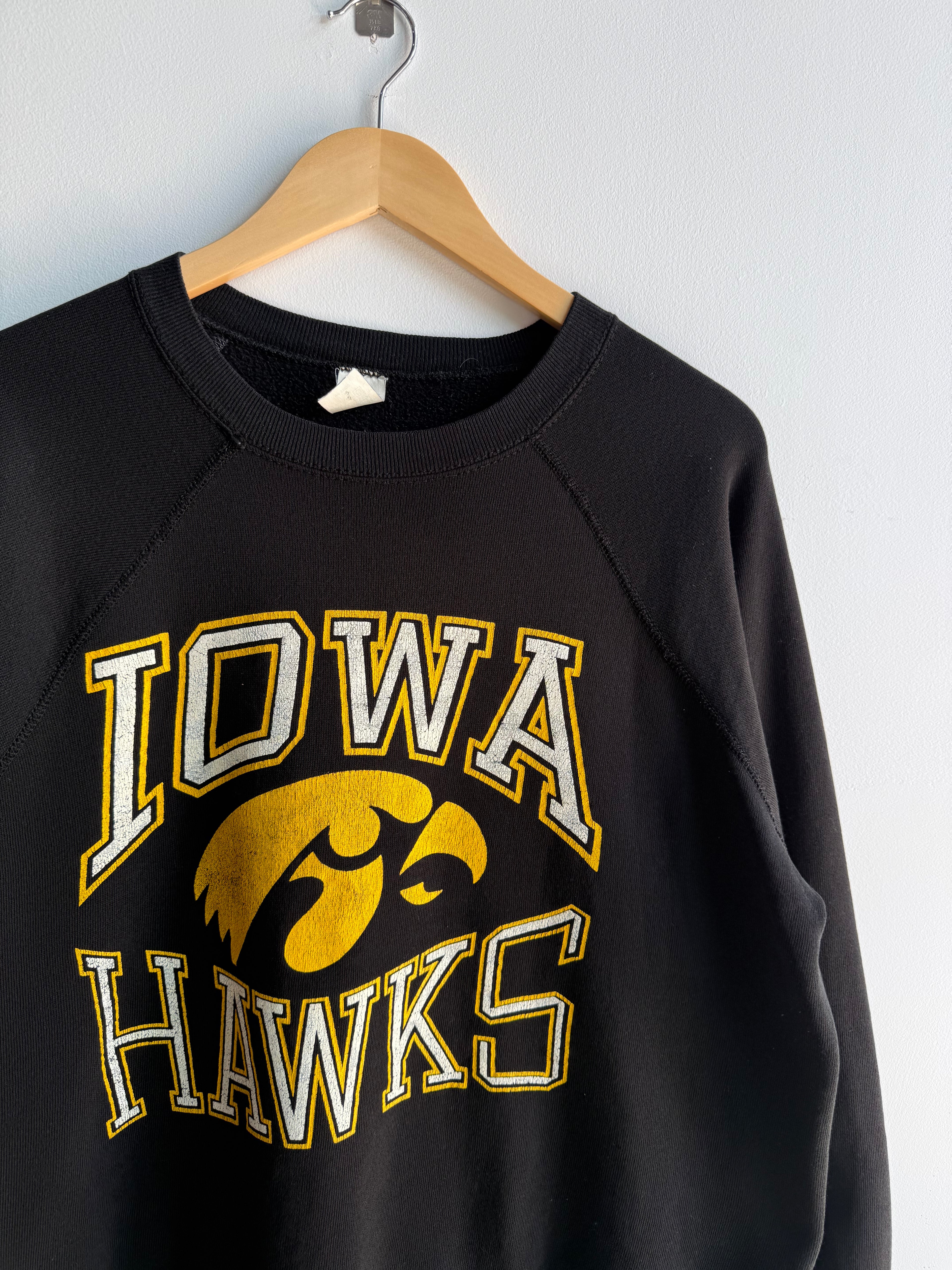 (L) Iowa Hawks Crew