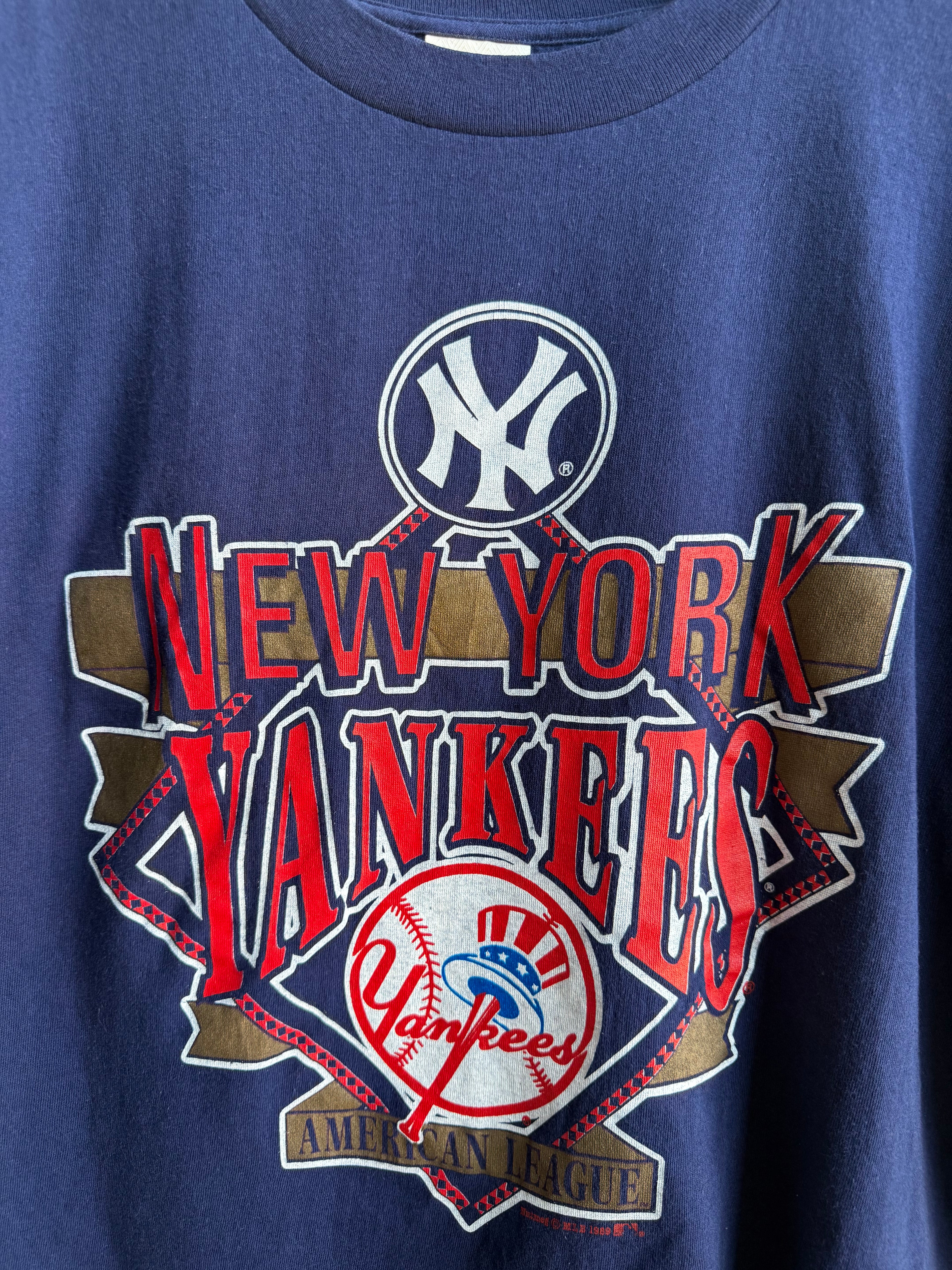 (L) New York Yankees Tee