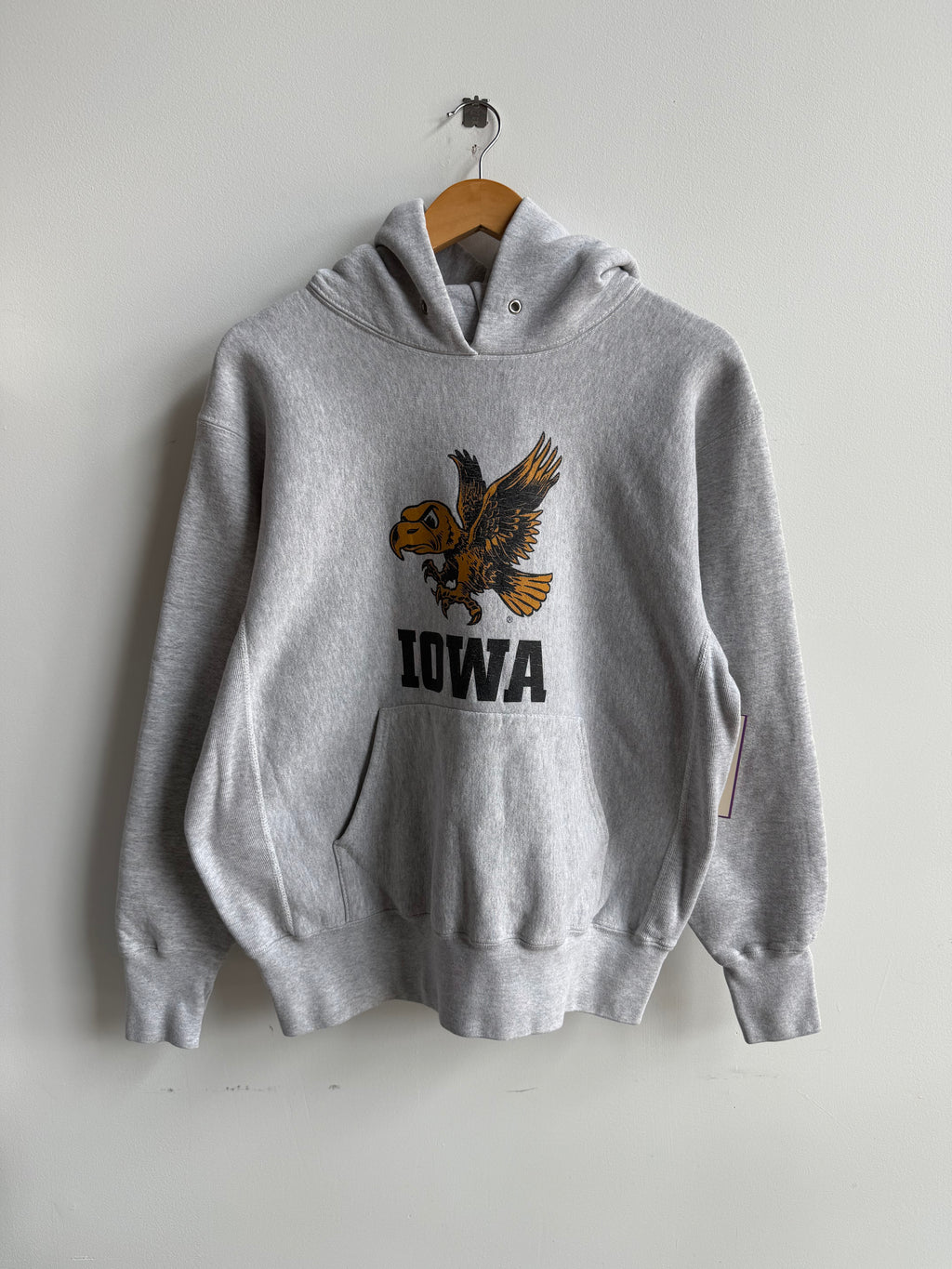 (M) Iowa Hawkeyes Hoodie