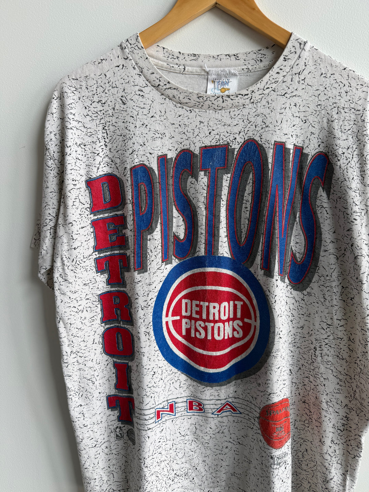 (L) Detroit Pistons Tee