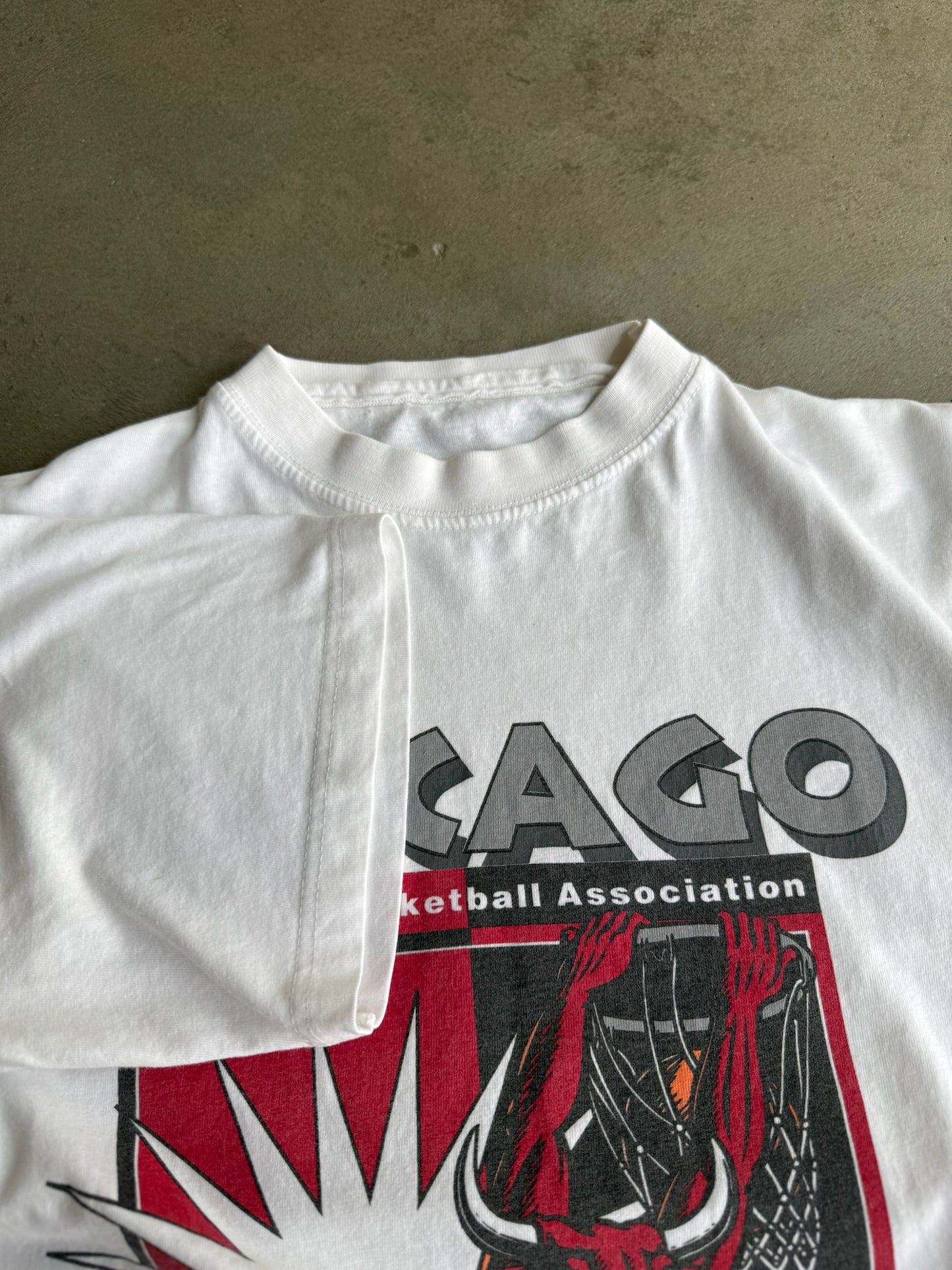 (M) Chicago Bulls Nutmeg Mills Tee