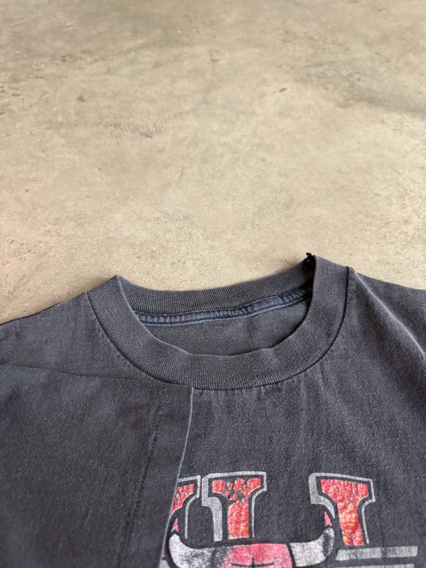 (L) 1992 Chicago Bulls Tee