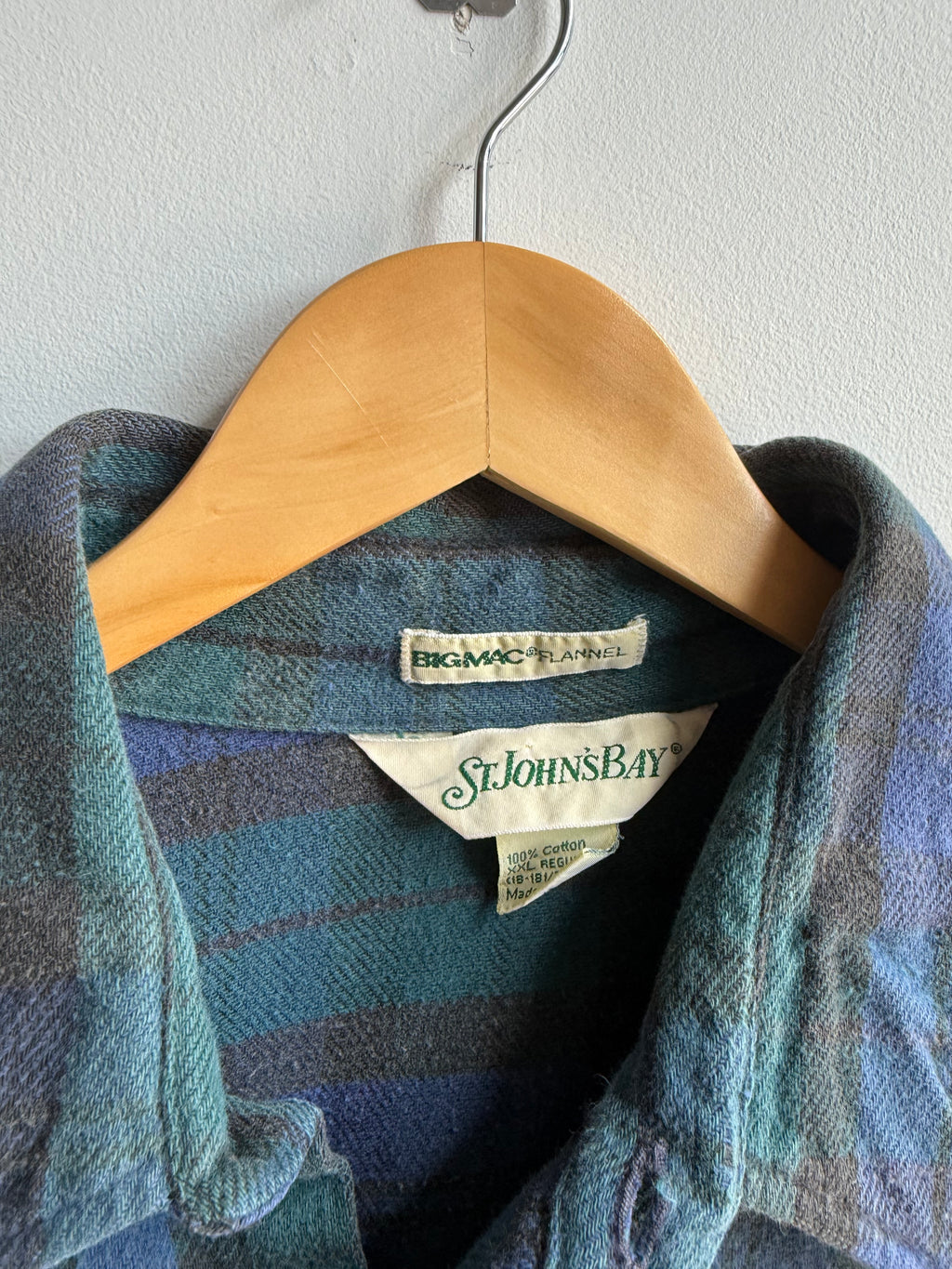 (XXL) St John’s Bay Flannel Button Up