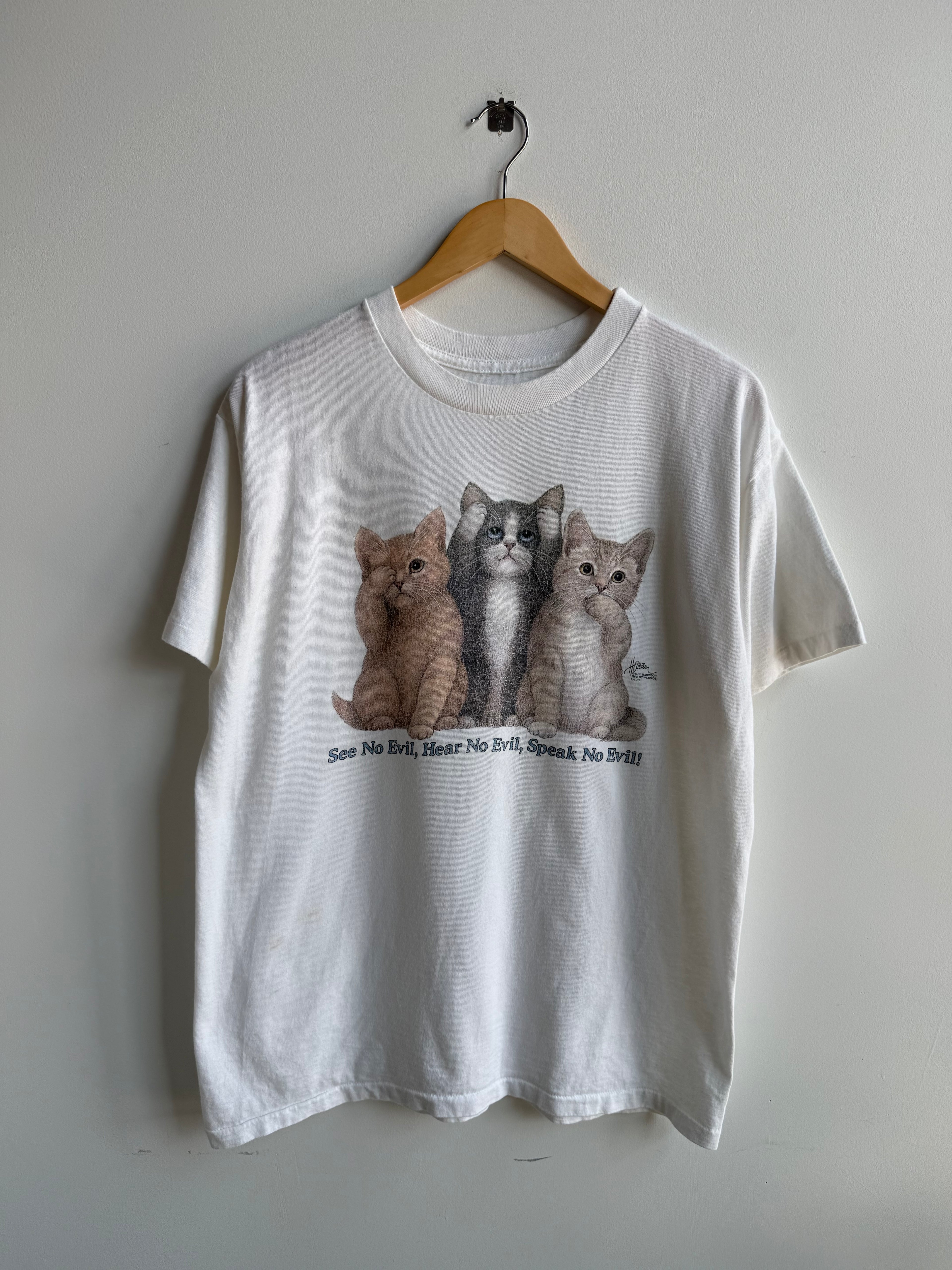 (L) See No Evil Cats Tee