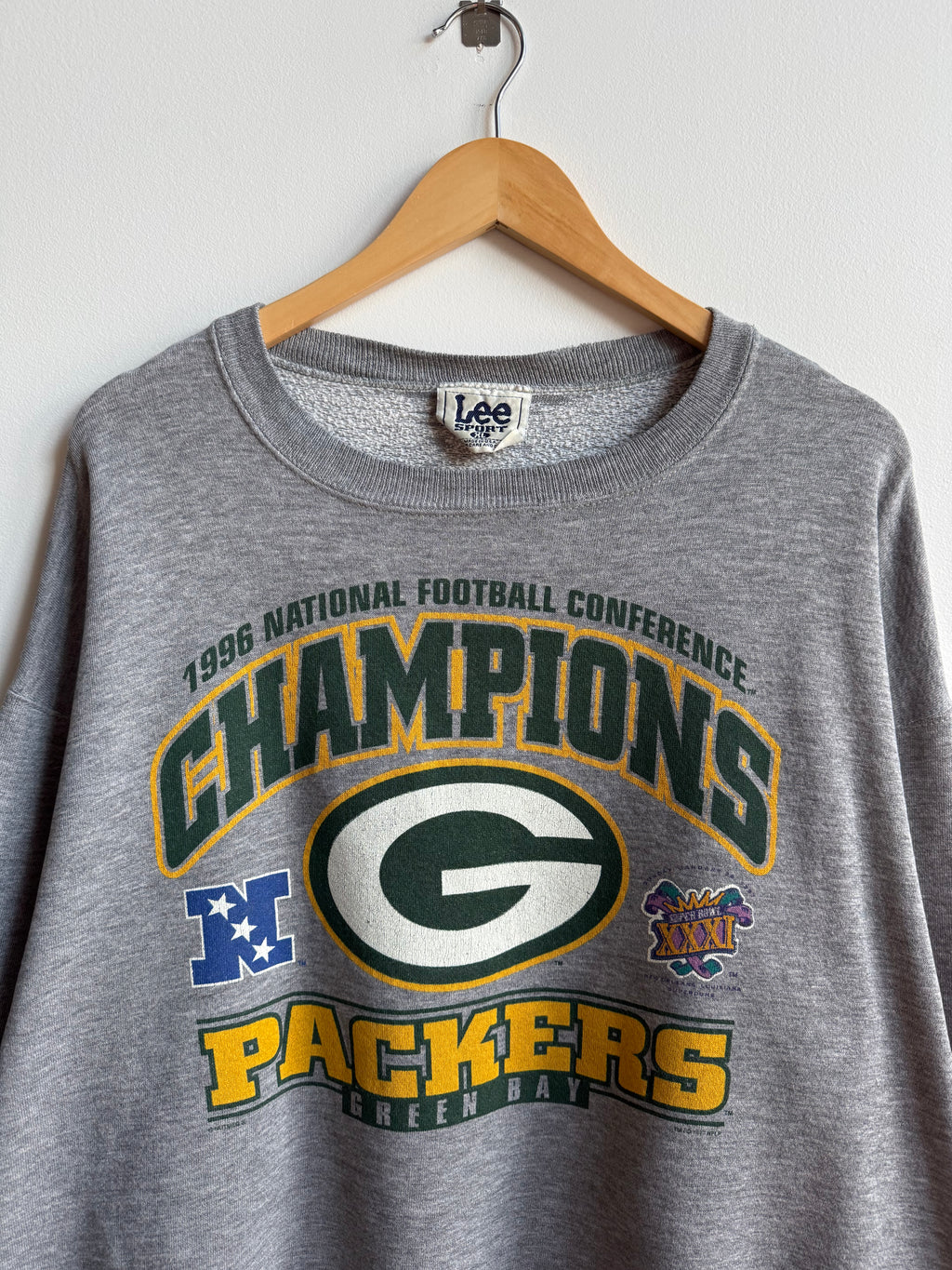 (XL) Green Bay Packers Crew