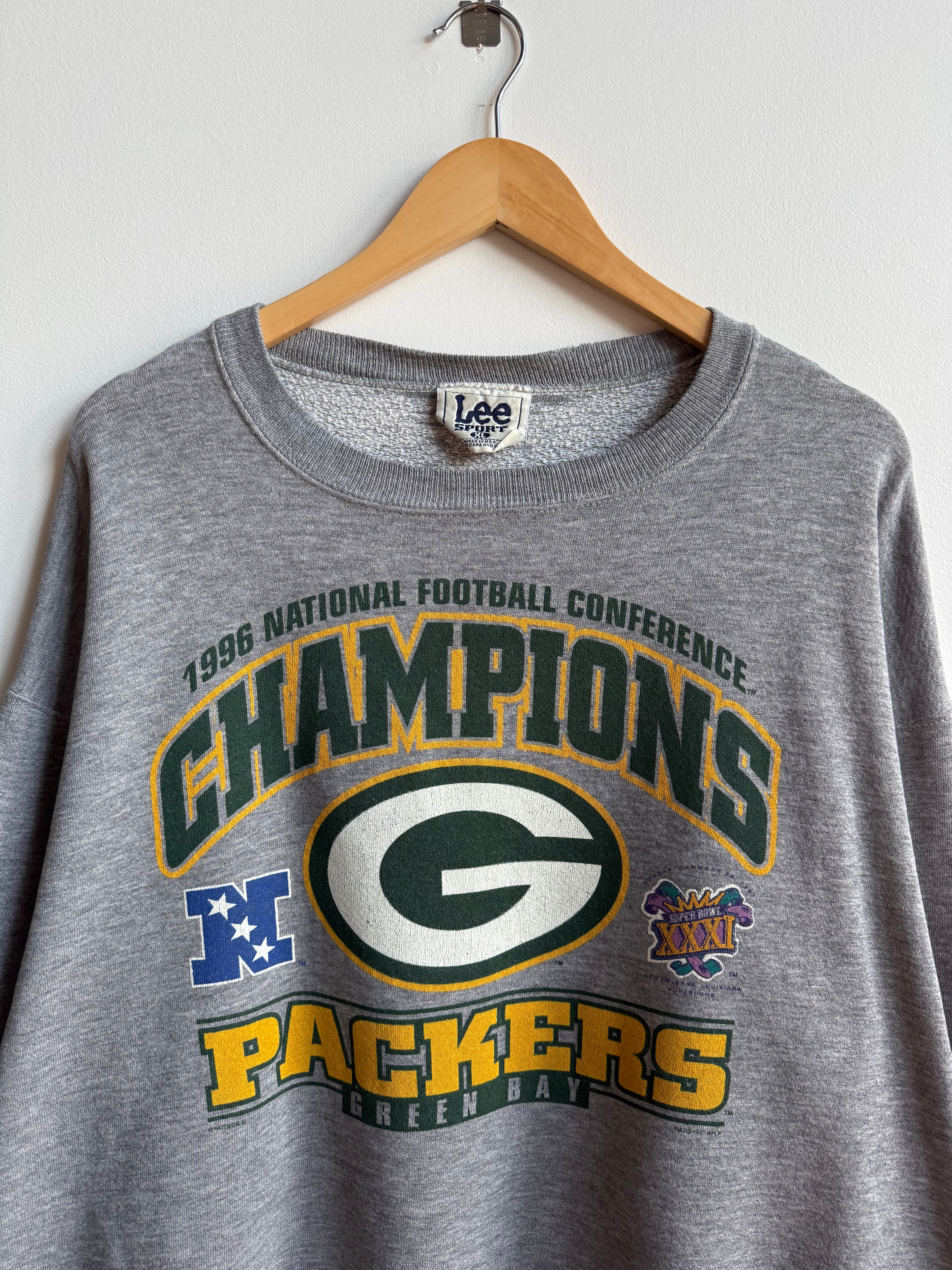 (XL) Green Bay Packers Crew
