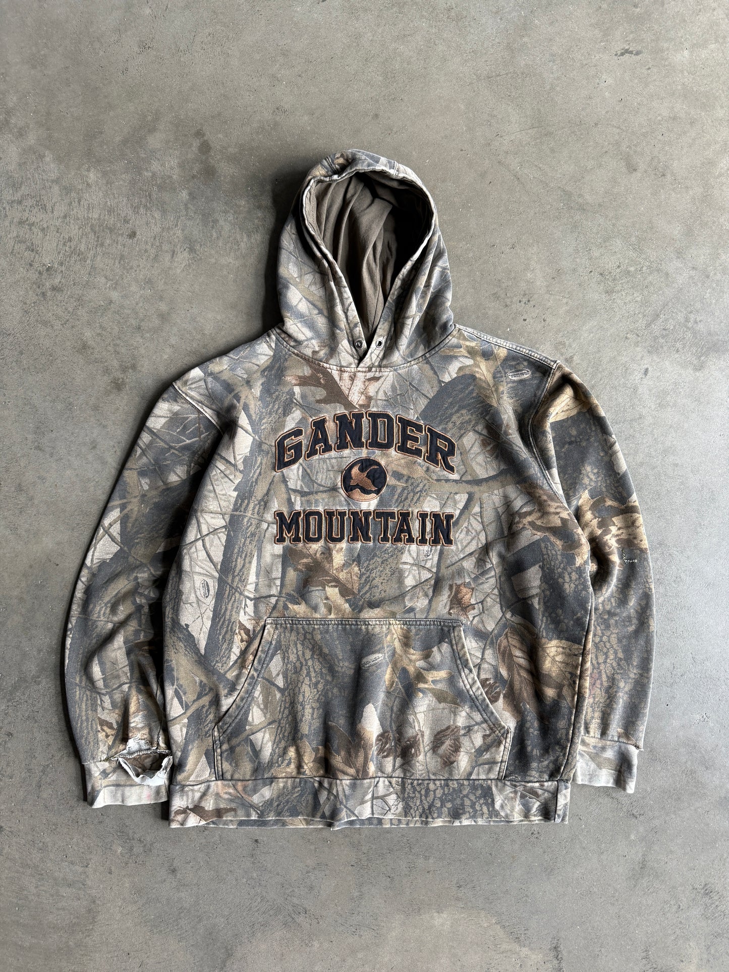 (XL) Camo Hoodie