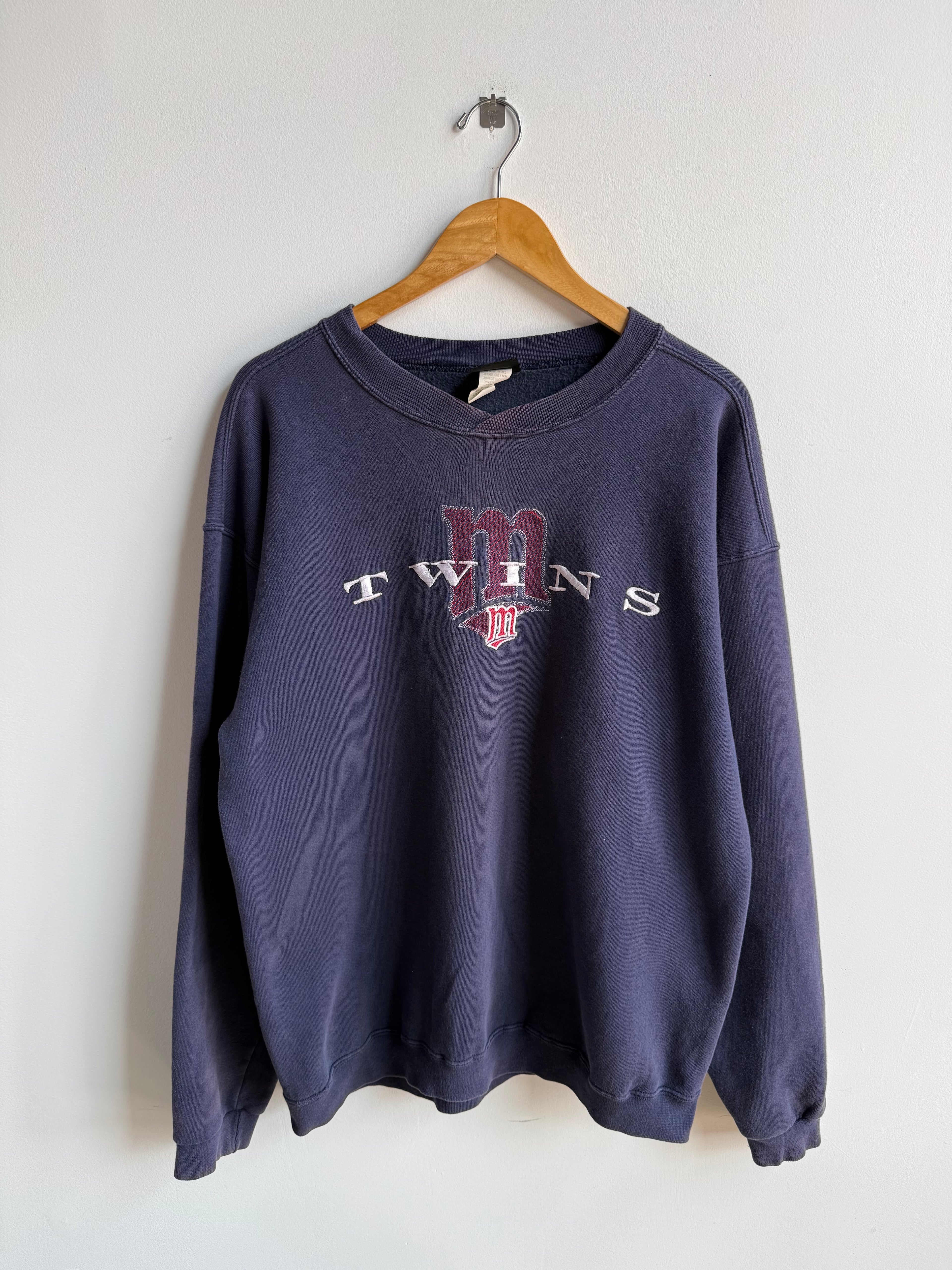 (L) Minnesota Twins Crew