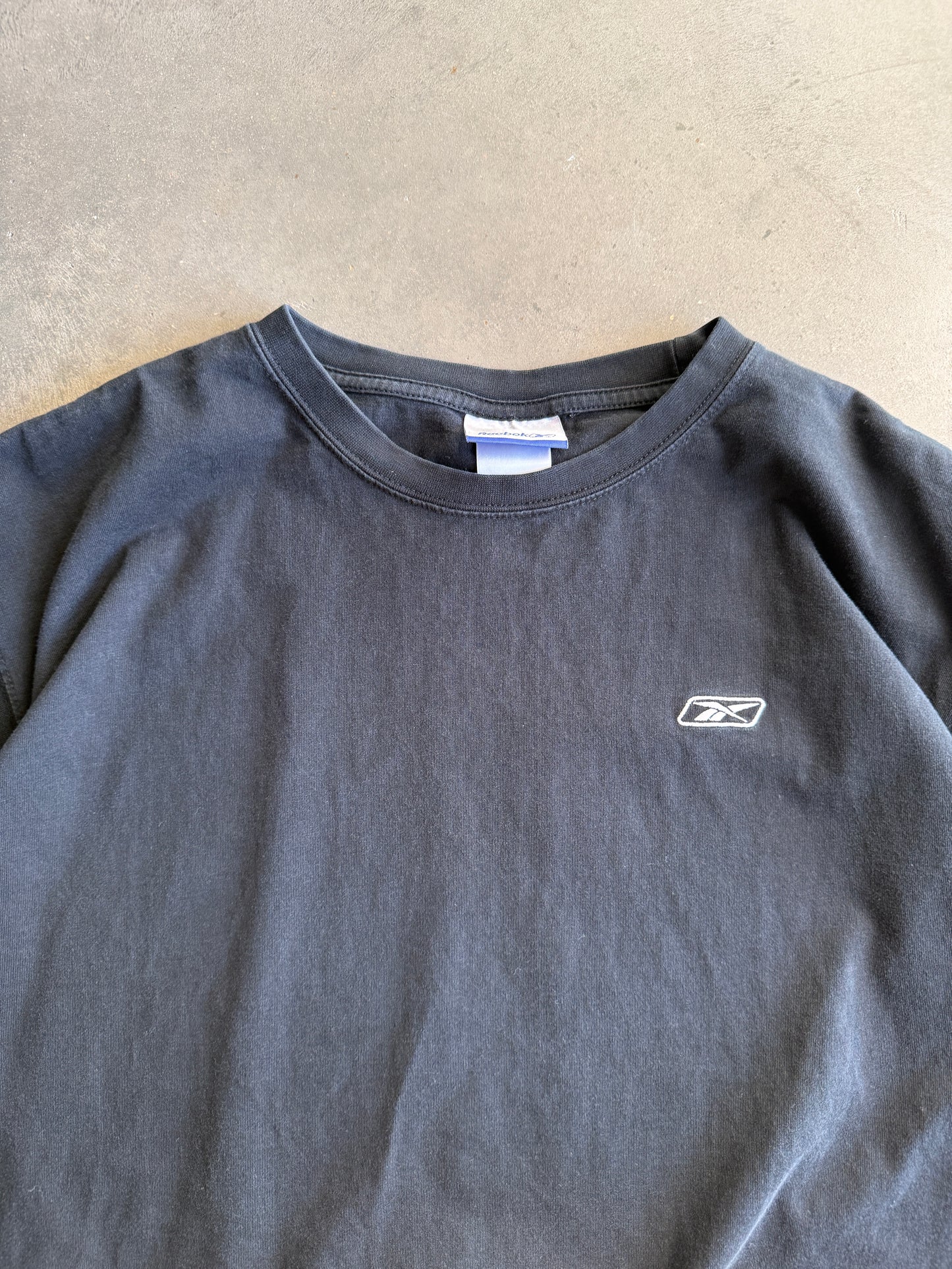 (L) Reebok Black Tee