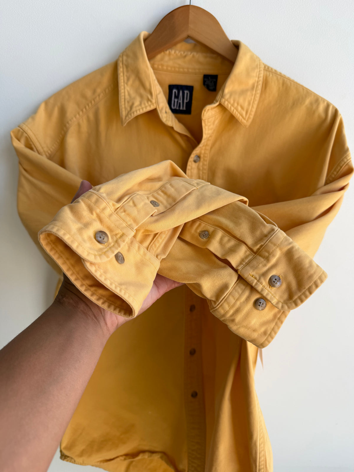 (L) Gap Cotton Shirt