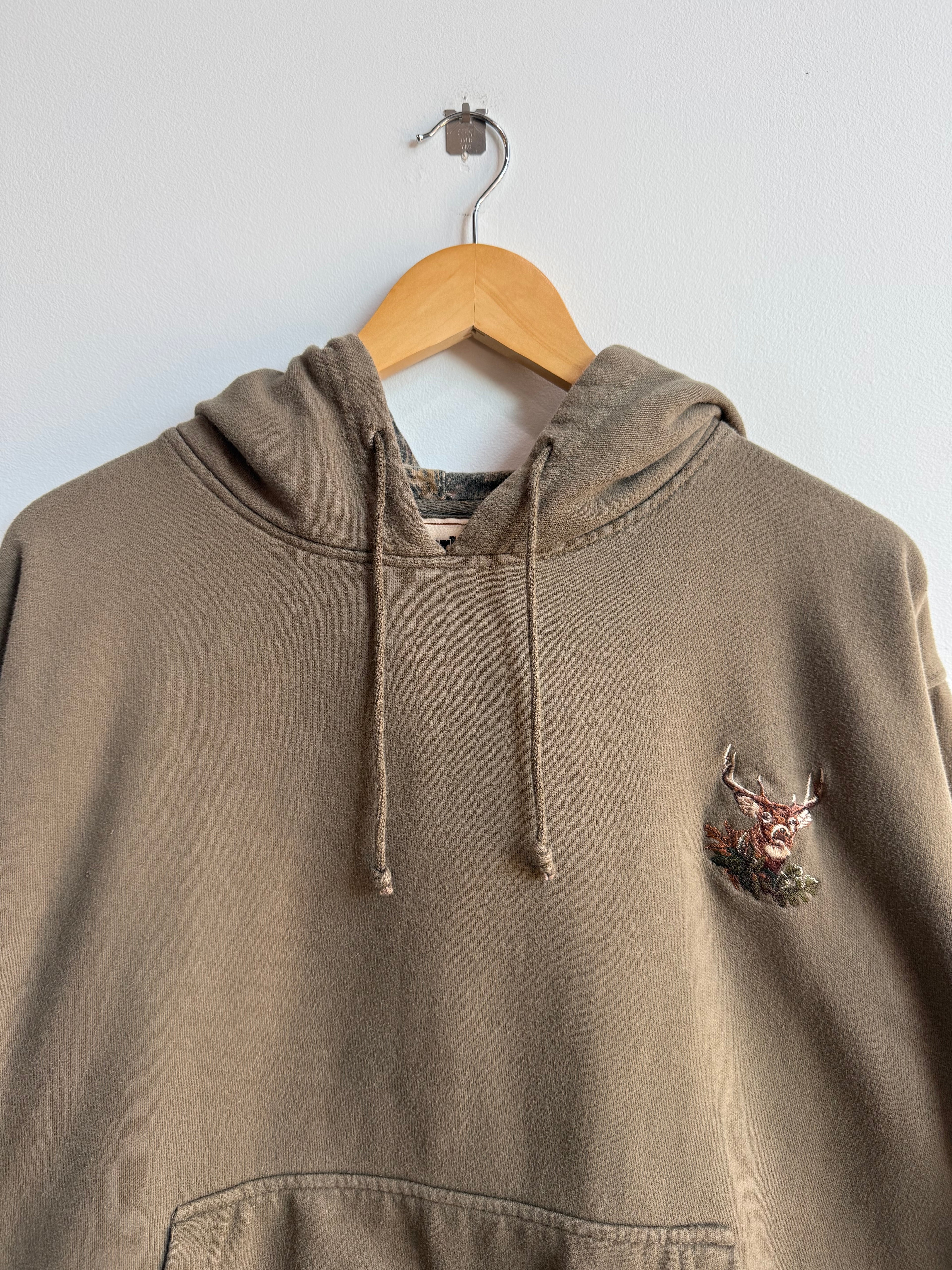 (L) Embroidered Deer Hoodie
