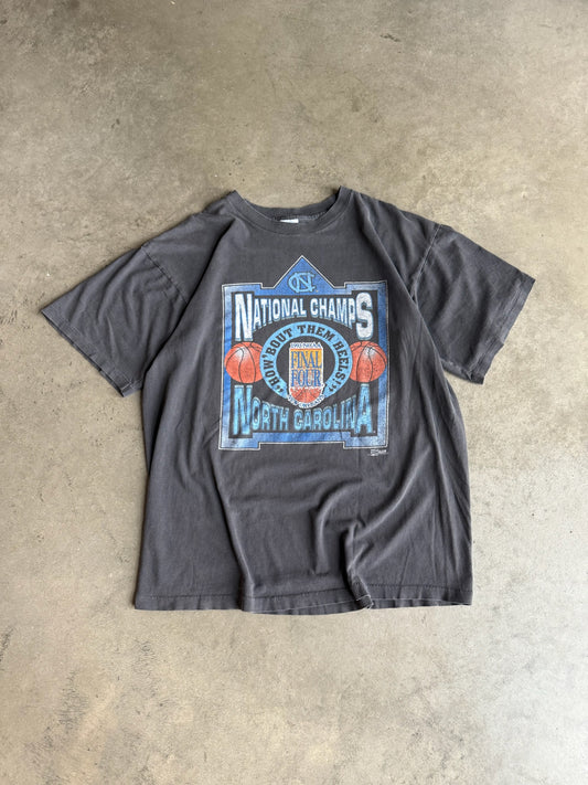 (XL) North Carolina Tar Heels Basketball Tee