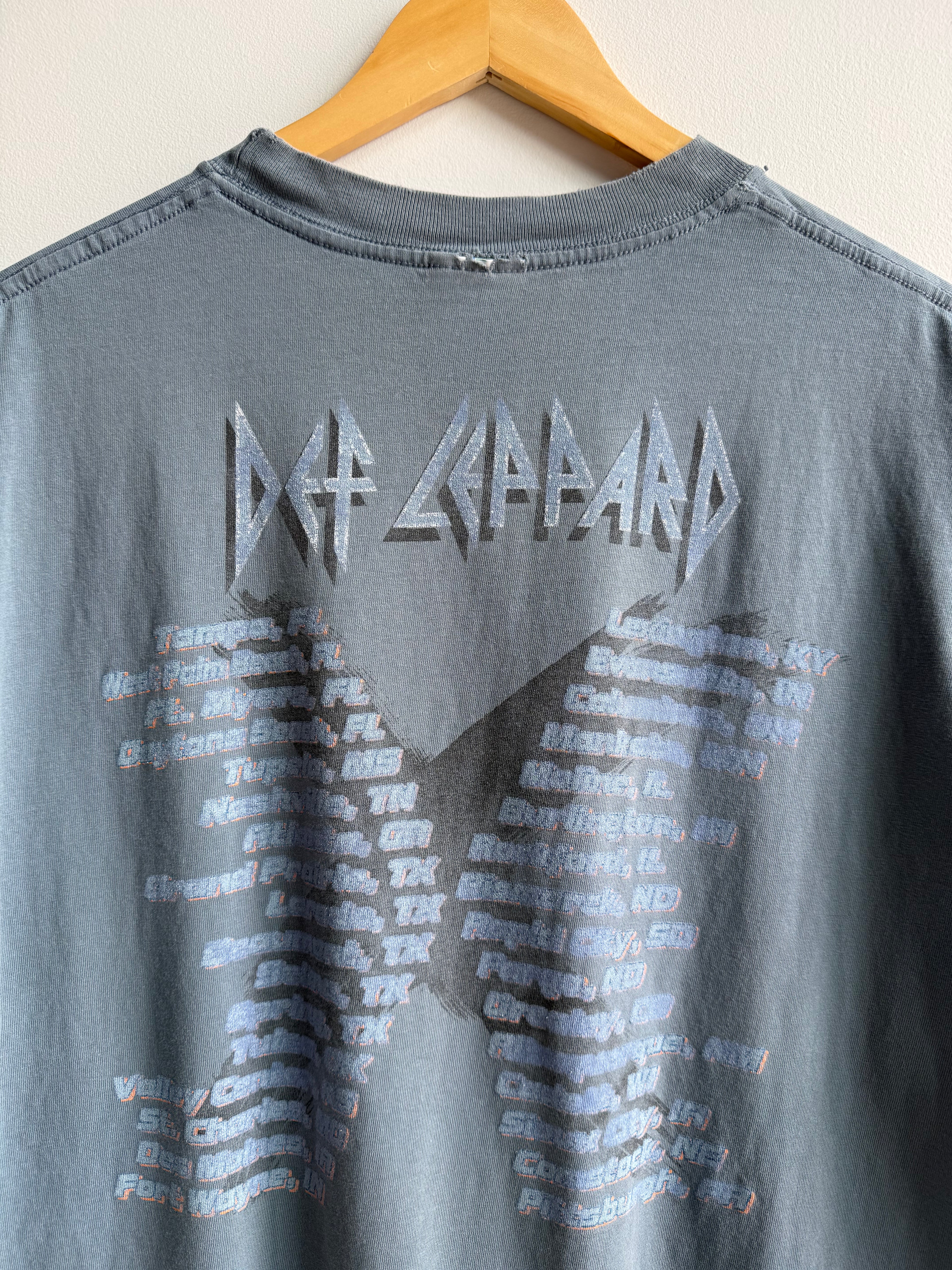 (XL) Def Leppard Tee