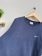 (L) Nike Mini Swoosh Tee