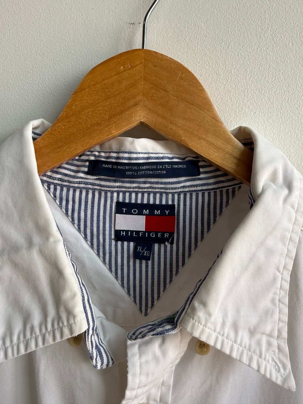 (XL) Tommy Hilfiger Button Up Shirt