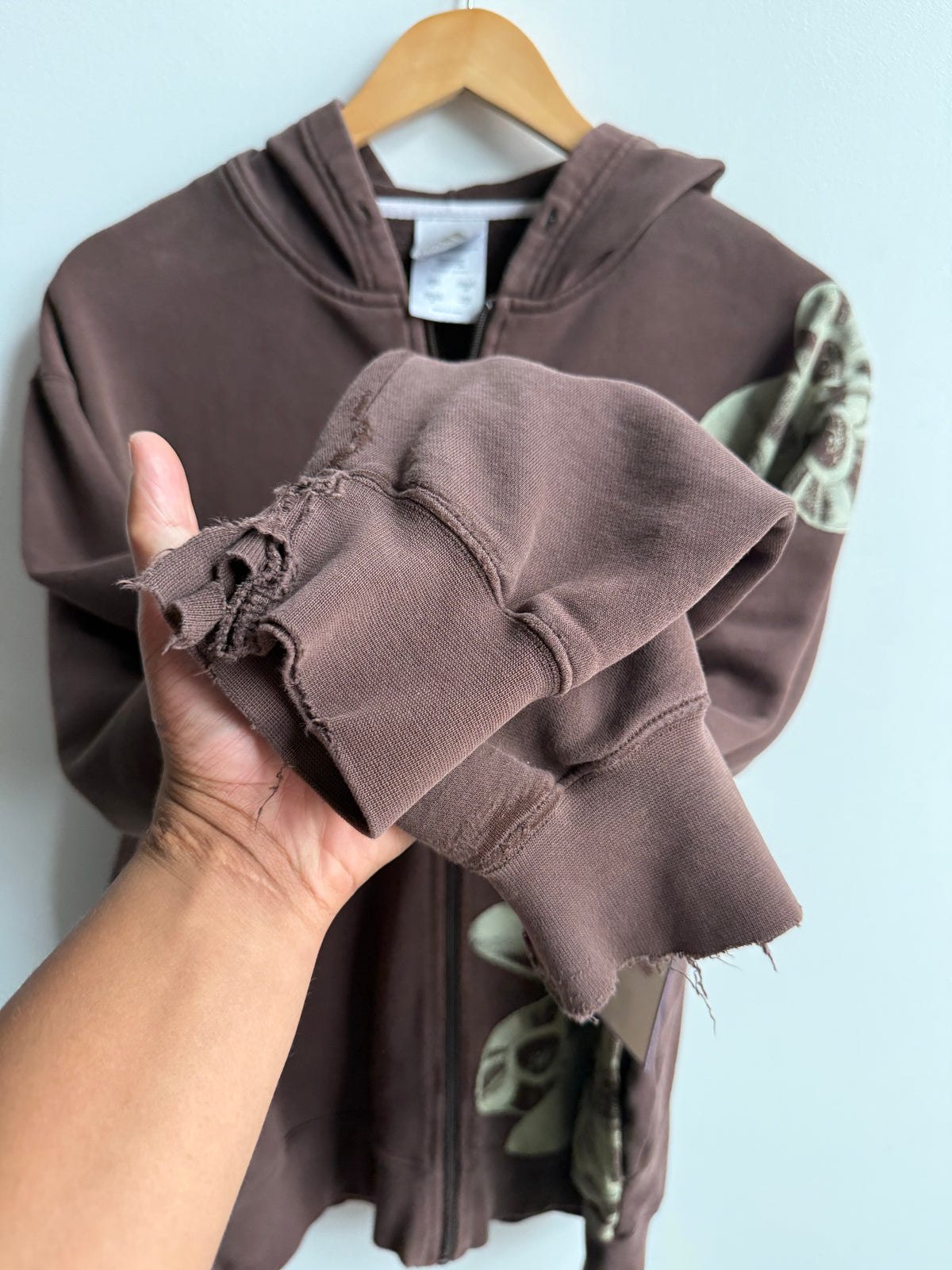 (S) Adidas Hoodie