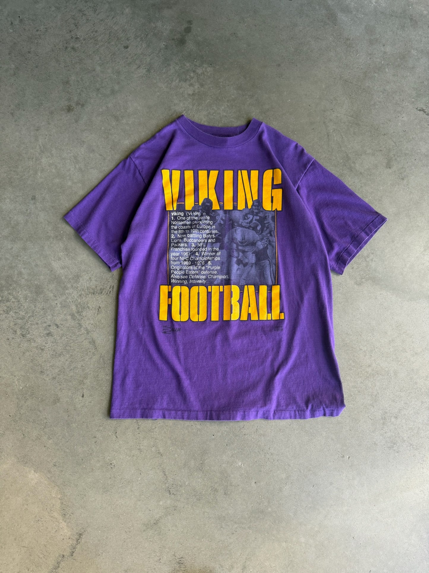 (L) Minnesota Vikings Football Tee