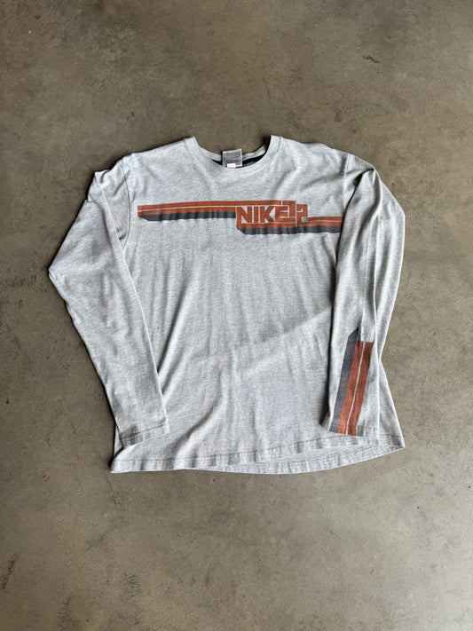 (L) Nike ‘72 L/S Tee