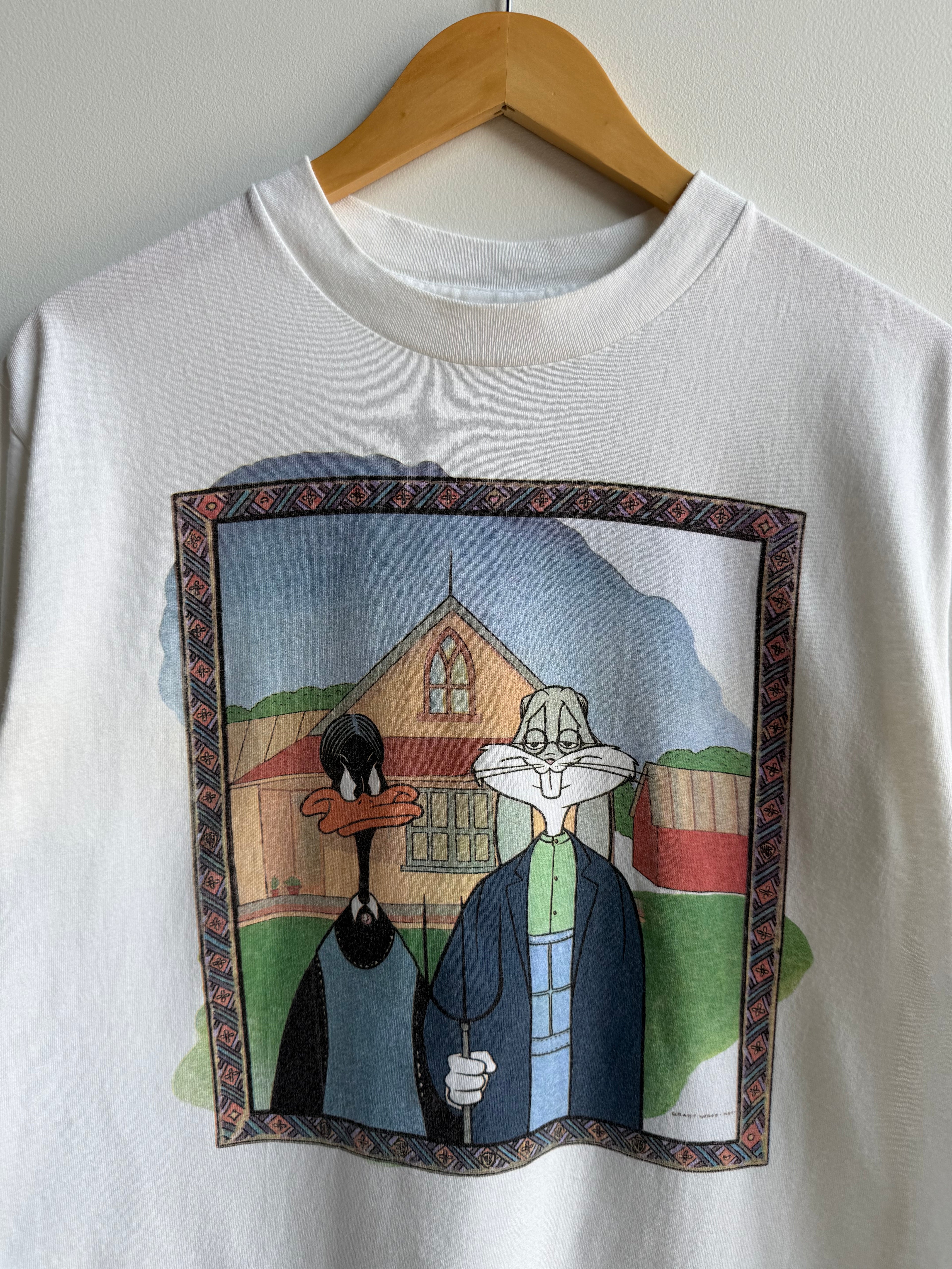 (L) Looney Tunes American Gothic Tee