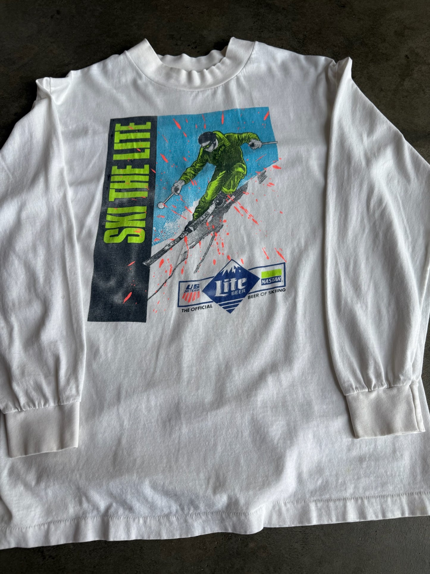 (M) Ski the Lite Tee