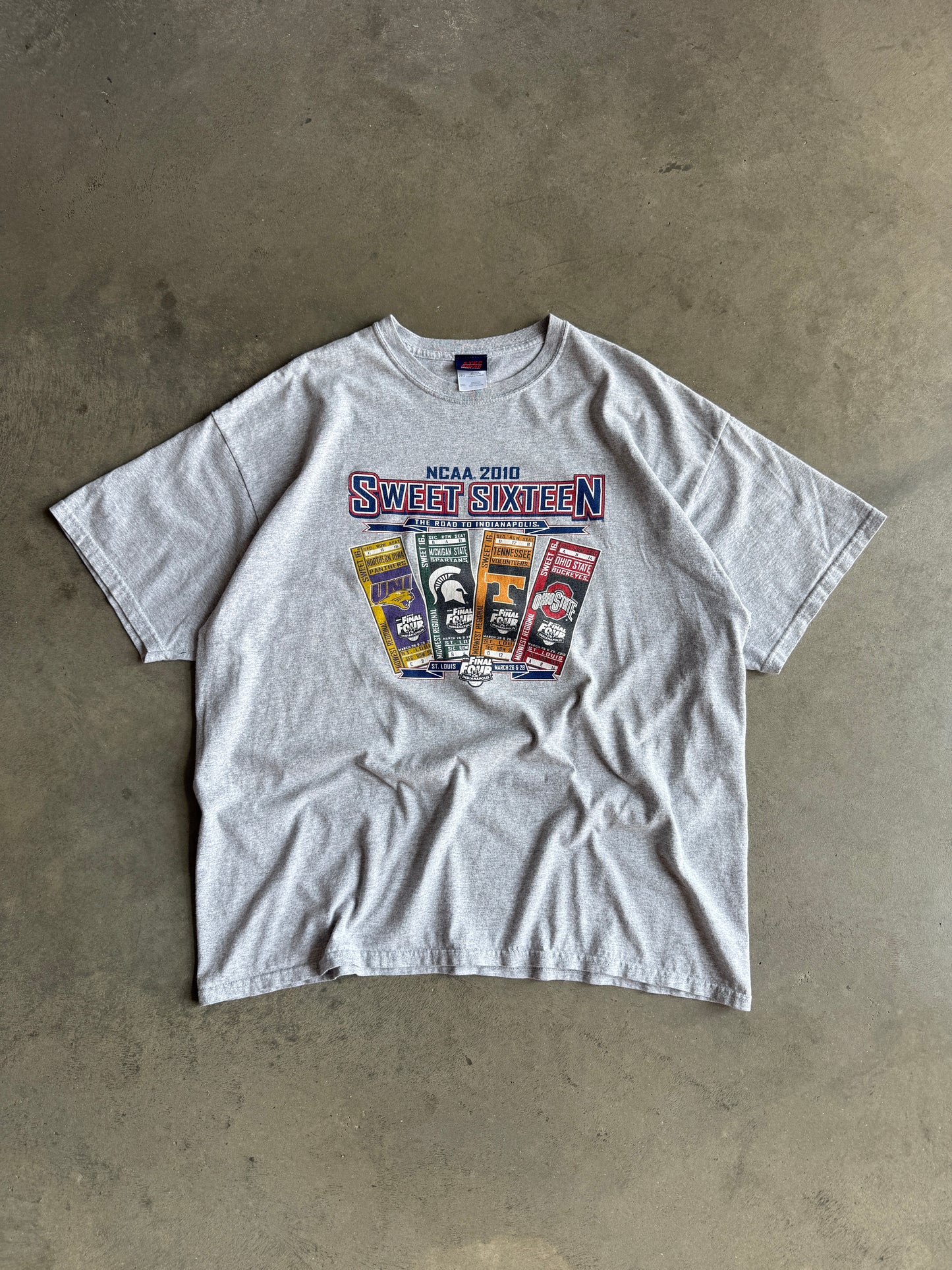 (XXL) 2010 Sweet Sixteen Tee