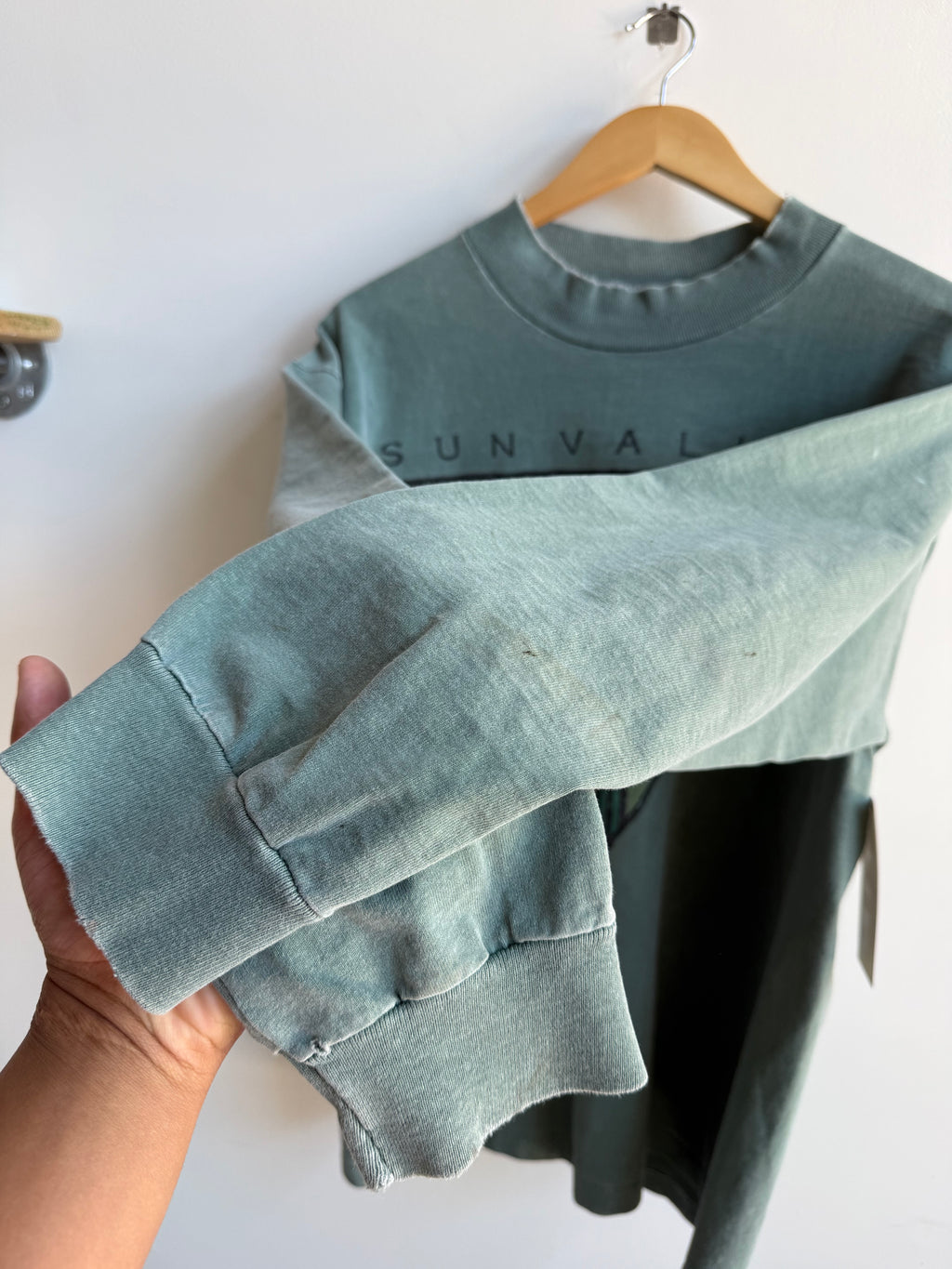 (L) Sun Valley Long Sleeve Tee