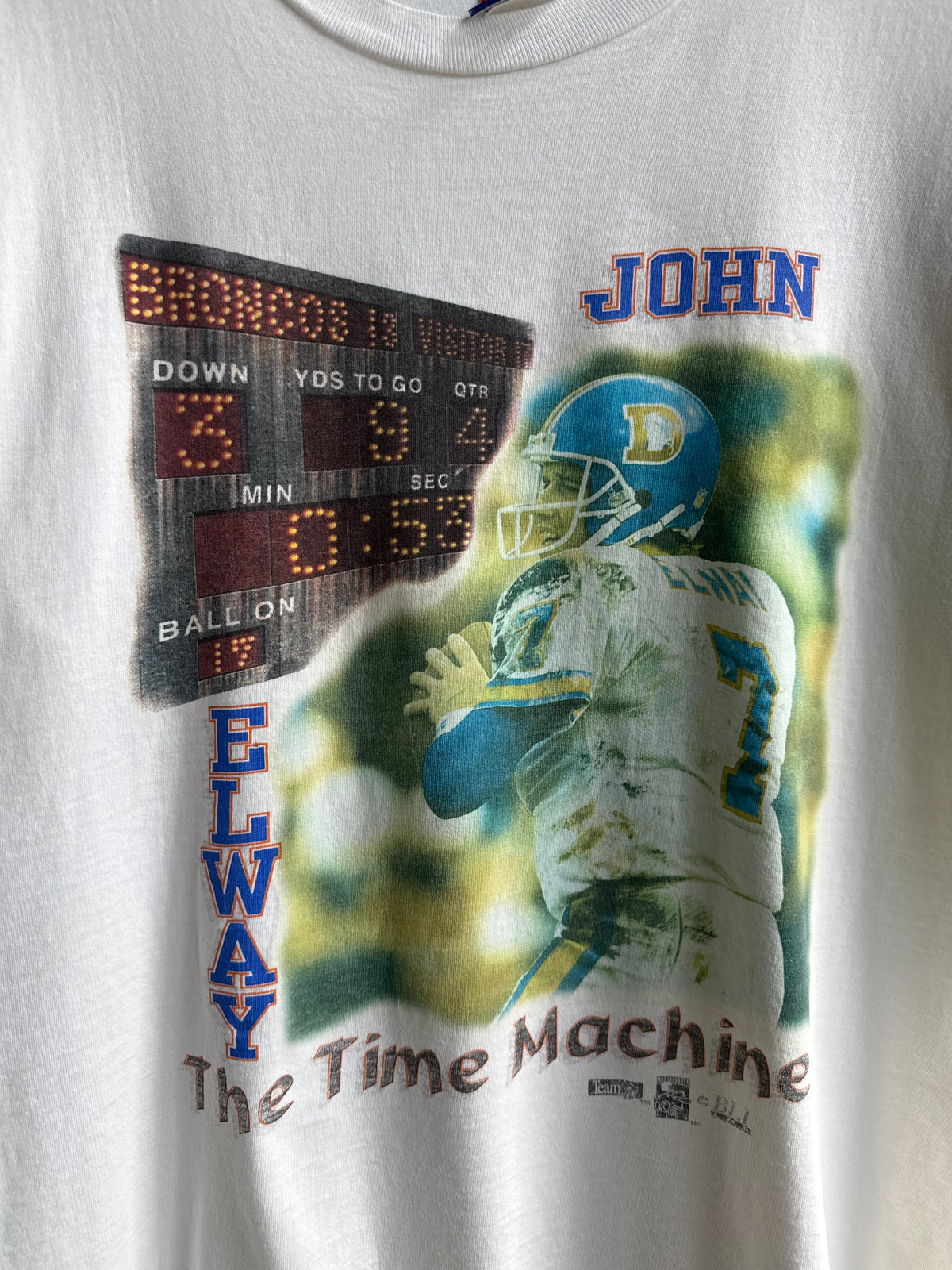 (L) Denver Broncos John Elway Tee