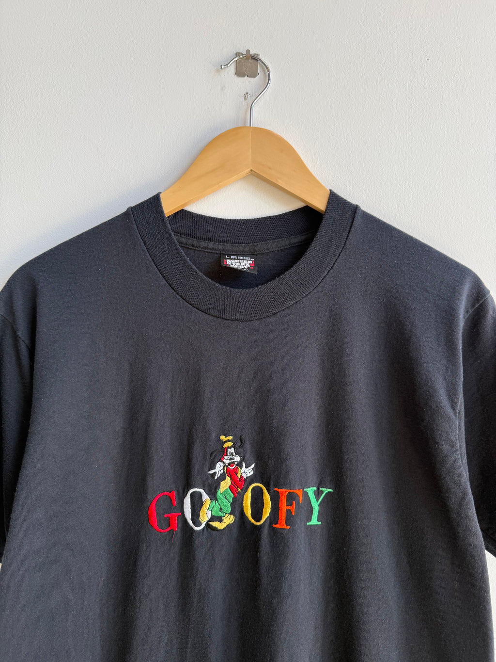 (M) Goofy Tee