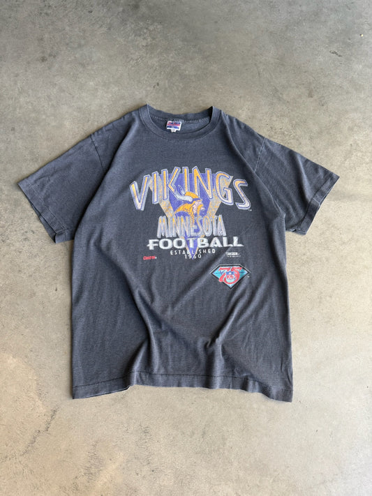 (XL) Minnesota Vikings Trench Tee