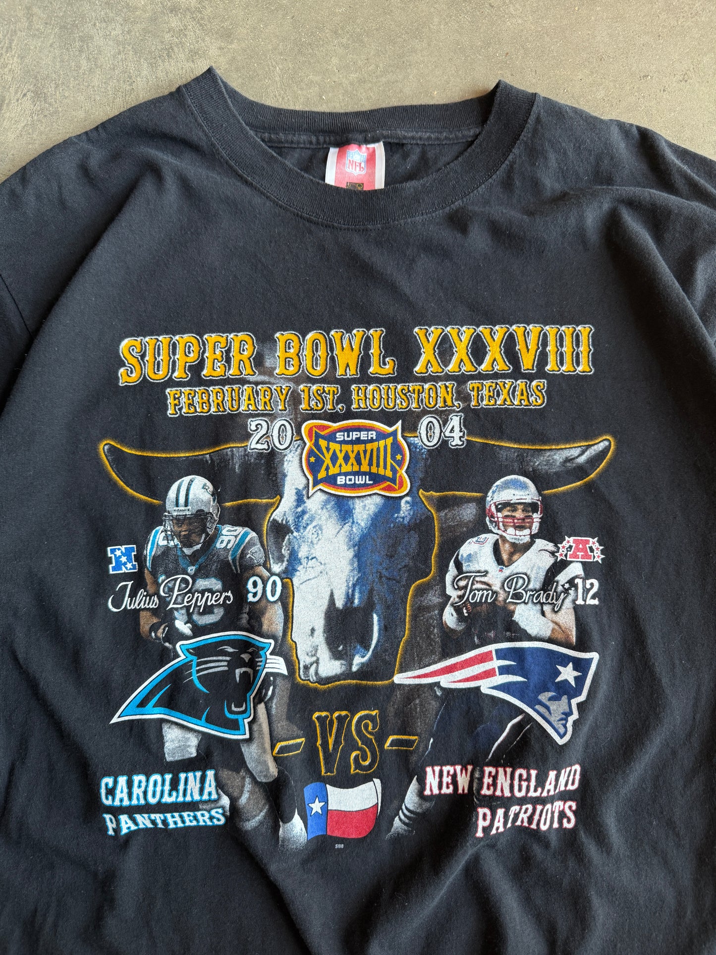 (XL) Super Bowl XXXVIII Tee