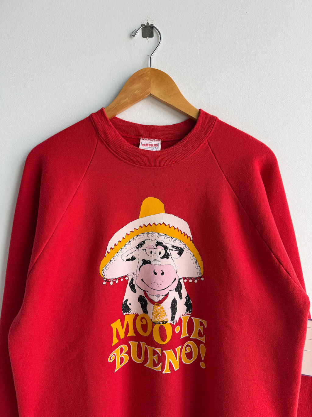 (XL) Moo-ie Bueno Crew