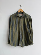 (M) Levi’s Button Up Shirt