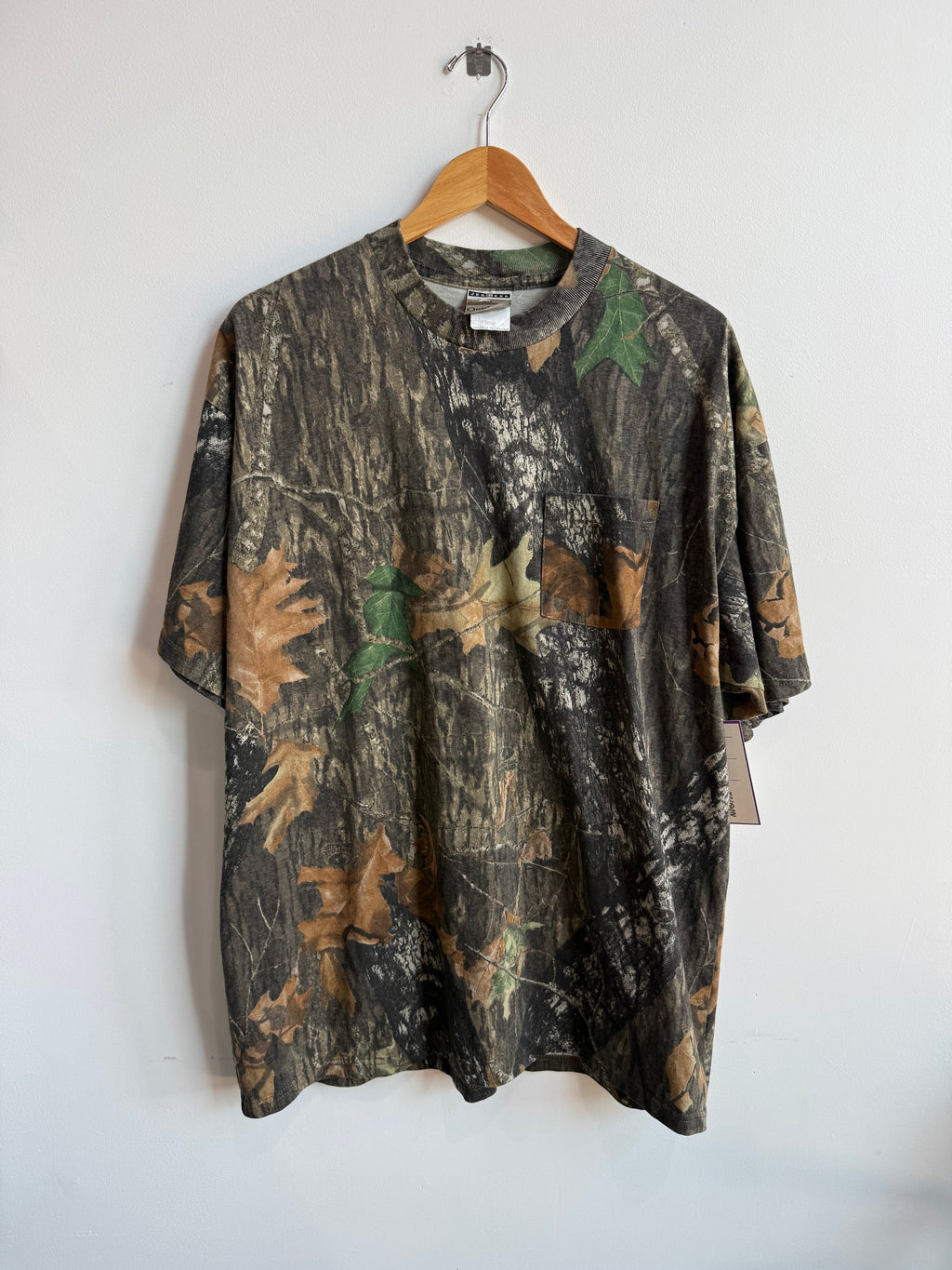 (XL) Camo Tee