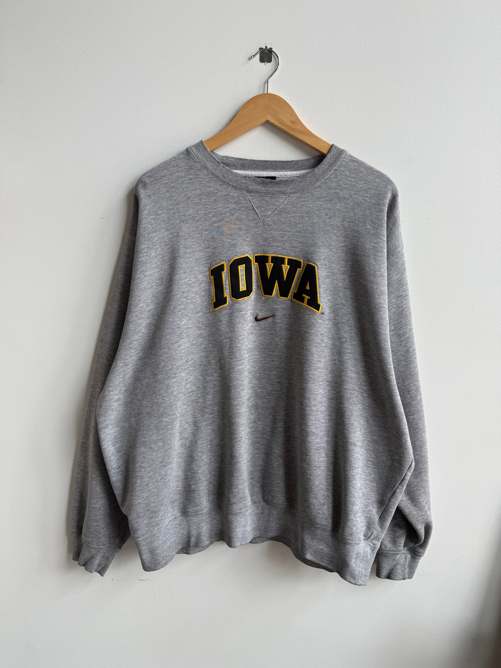 (XL) Nike Iowa Crew