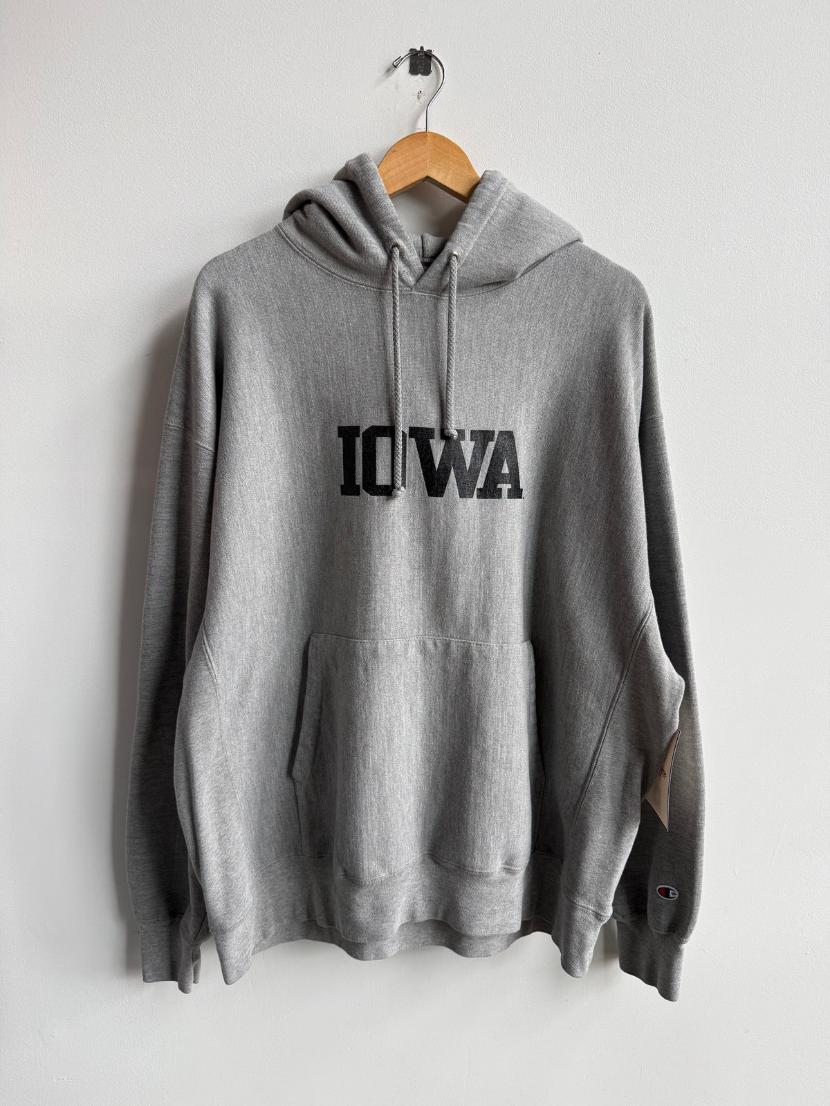 (XL) Iowa Reverse Weave Hoodie